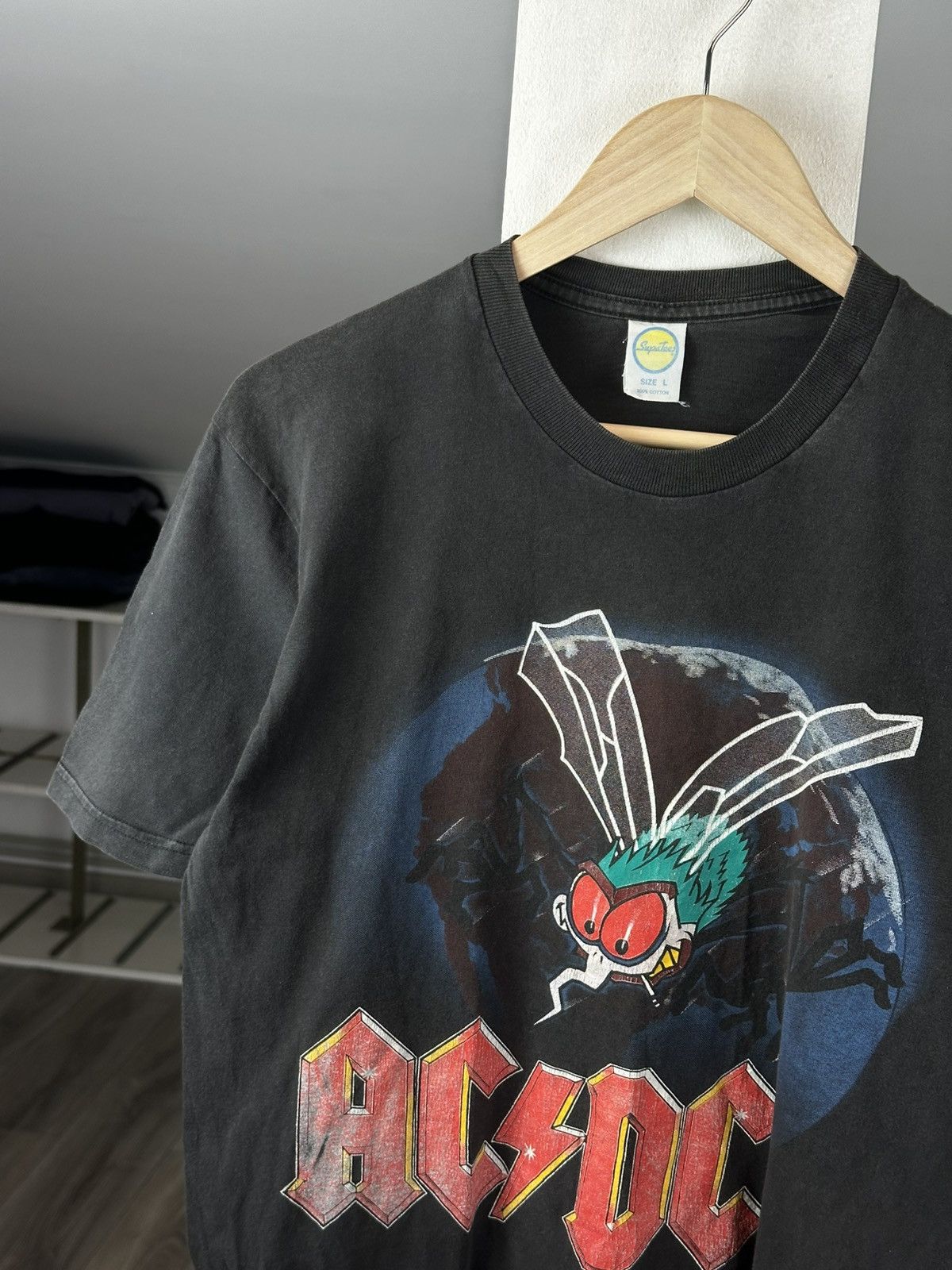 Vintage AC/DC Fly on the Wall Tour 90s Single Stitch Tee Faded Size US L / EU 52-54 / 3 - 3 Thumbnail