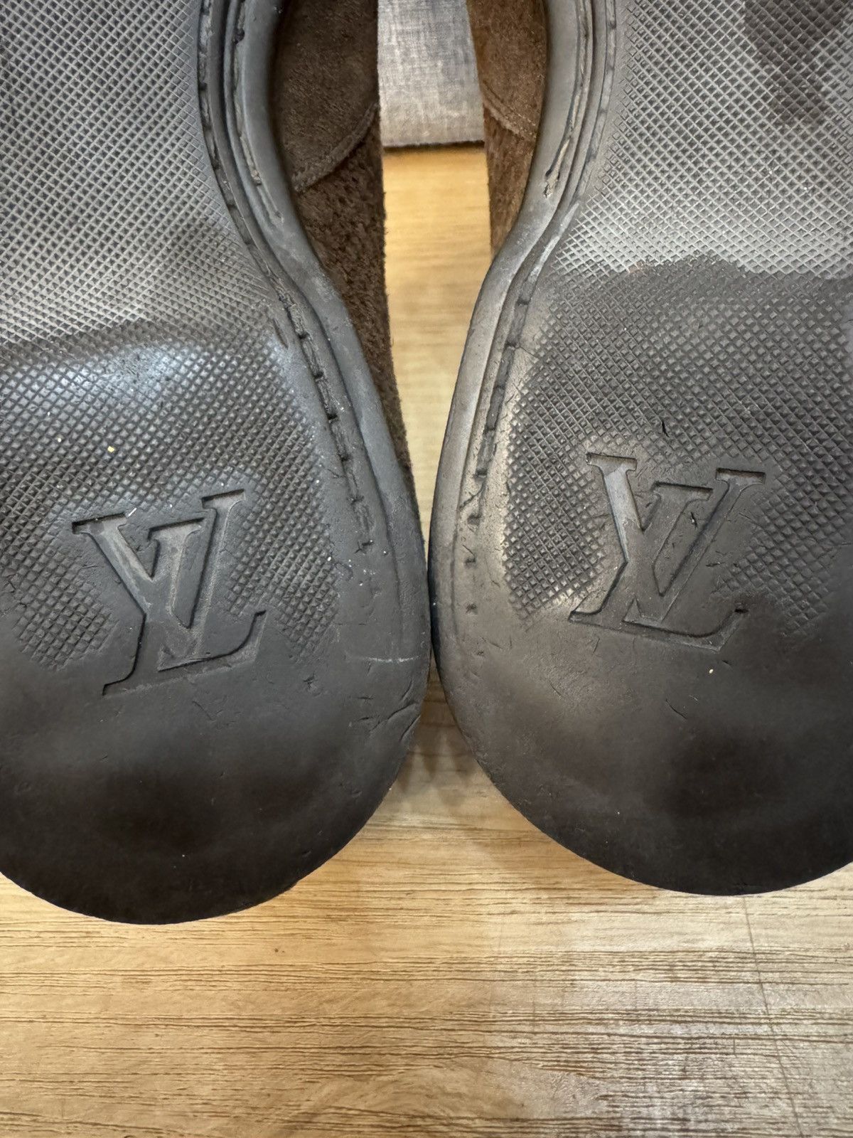Louis Vuitton Louis Vuitton Paris Brown Suede Moccasin Monk 6,5 40,5 Size US 7.5 / EU 40-41 - 12 Thumbnail