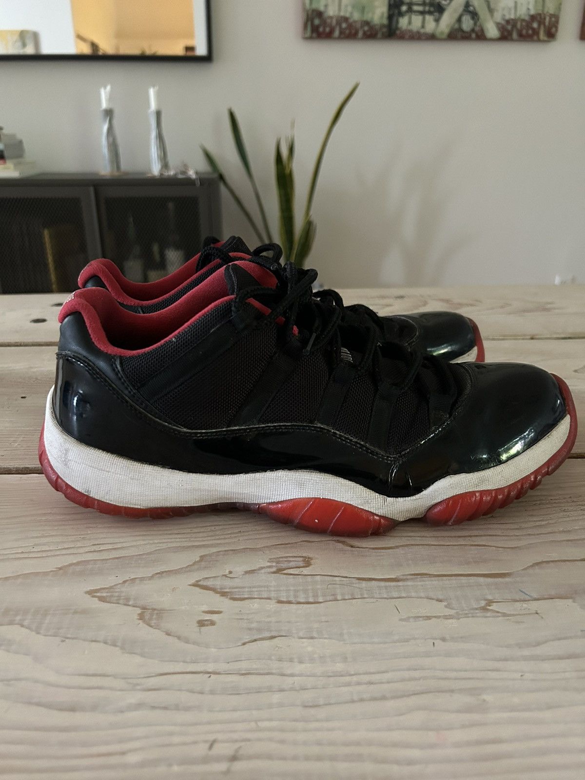 Jordan Brand Jordan 11 Bred Low Size US 12 / EU 45 - 3 Thumbnail