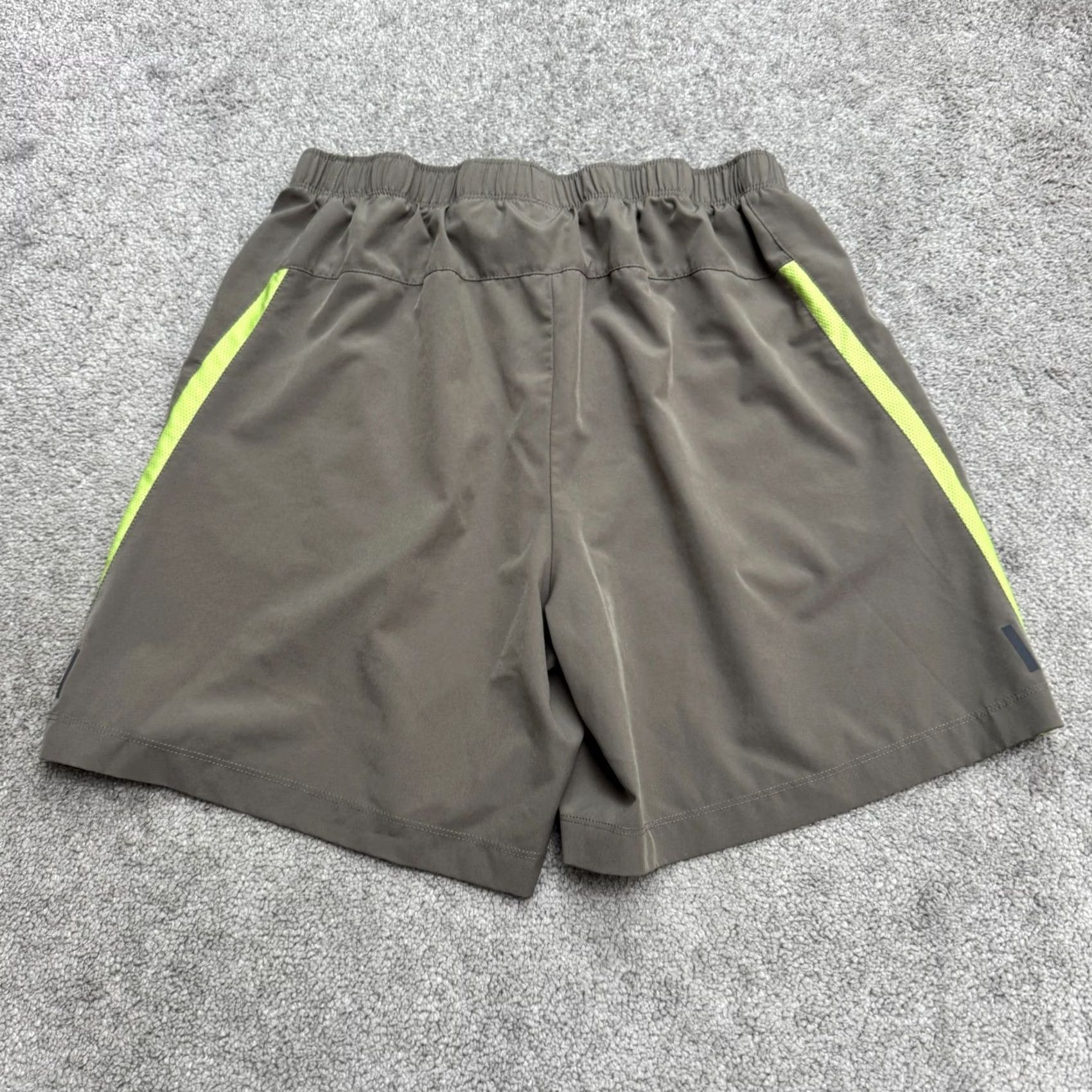 Asics ASICS Running Shorts Mens L Gray Lime Elastic Waist Athletic Gym Casual Sports Size US 33 - 2 Thumbnail
