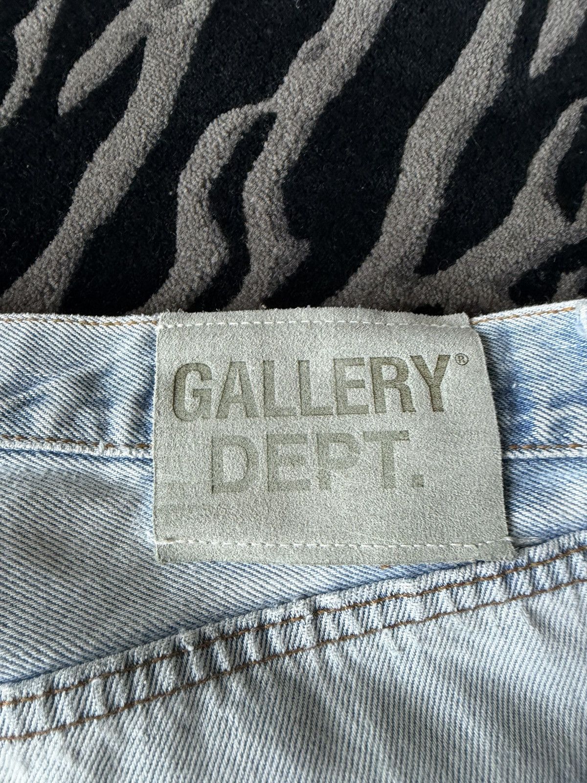Gallery Dept. Gallery Dept. Light Wash Flare Denim Sz 33 Size US 33 - 6 Thumbnail