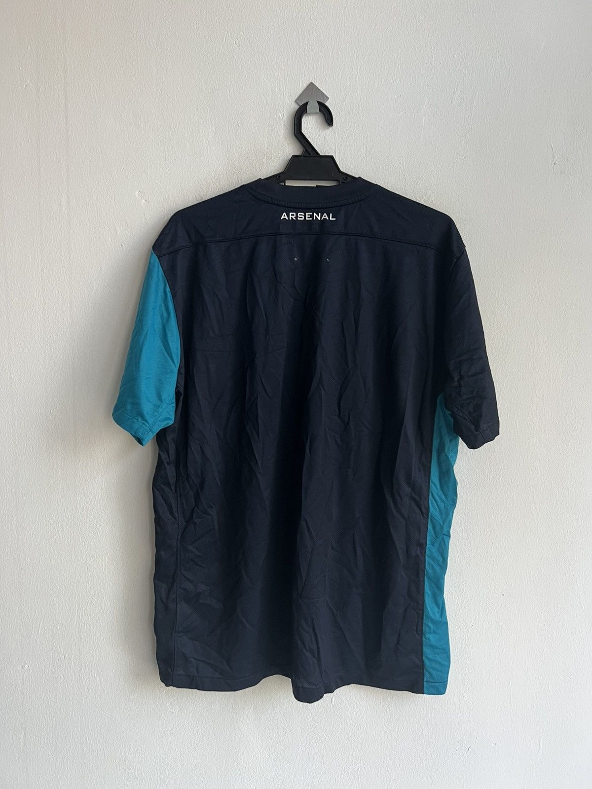 Nike Original 2011-12 Nike Arsenal FC Away Jersey X-Large X-Large Size US XL / EU 56 / 4 - 4 Thumbnail