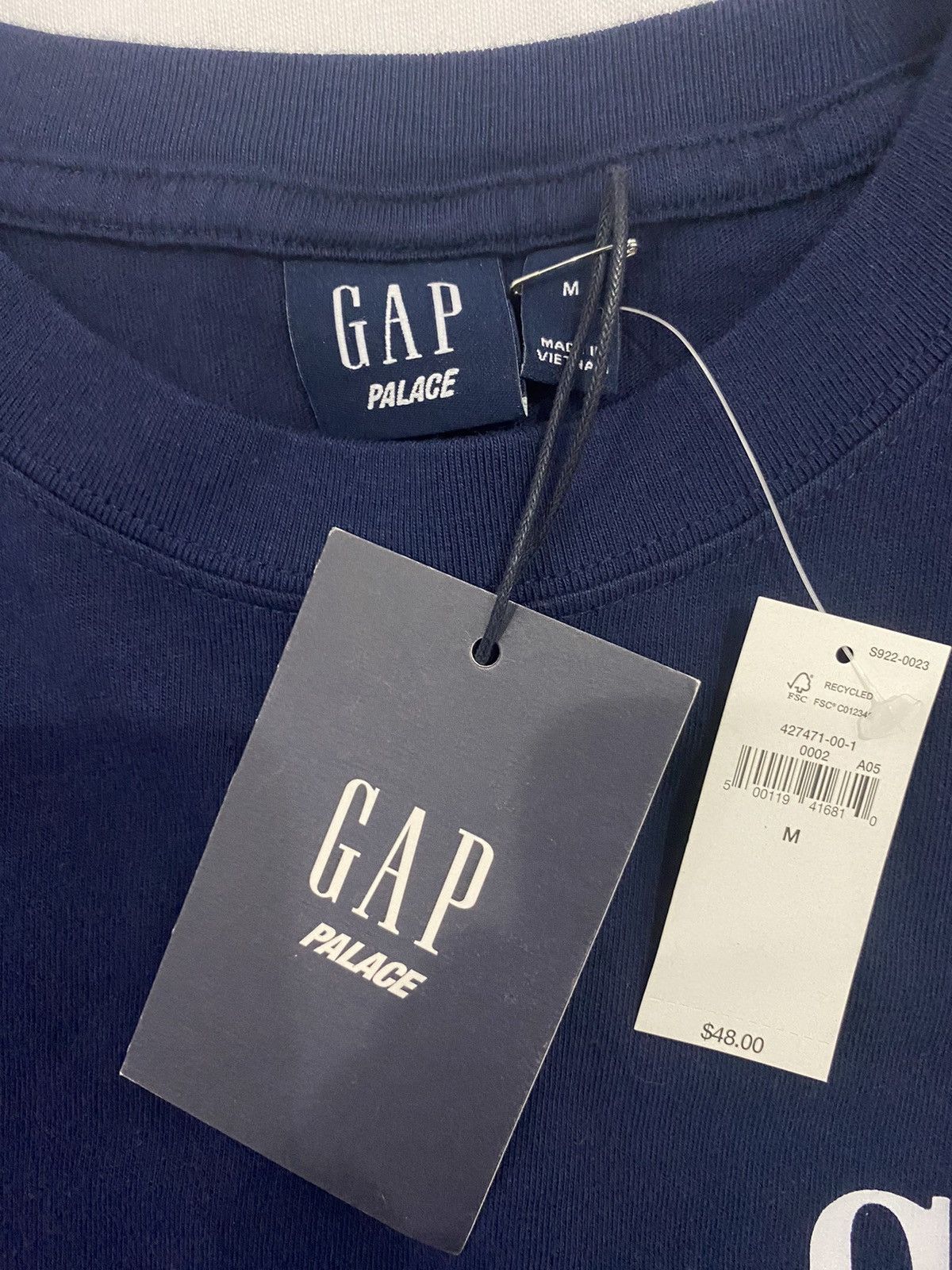 Palace Palace gap tshirt Size US M / EU 48-50 / 2 - 4 Thumbnail