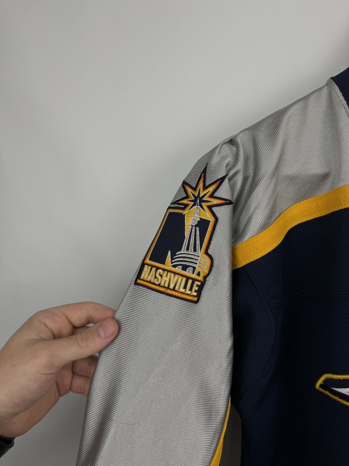 Starter 🇺🇸 Vintage 90s Starter Nashville Predators NHL Hockey Jersey Size US S / EU 44-46 / 1 - 4 Thumbnail
