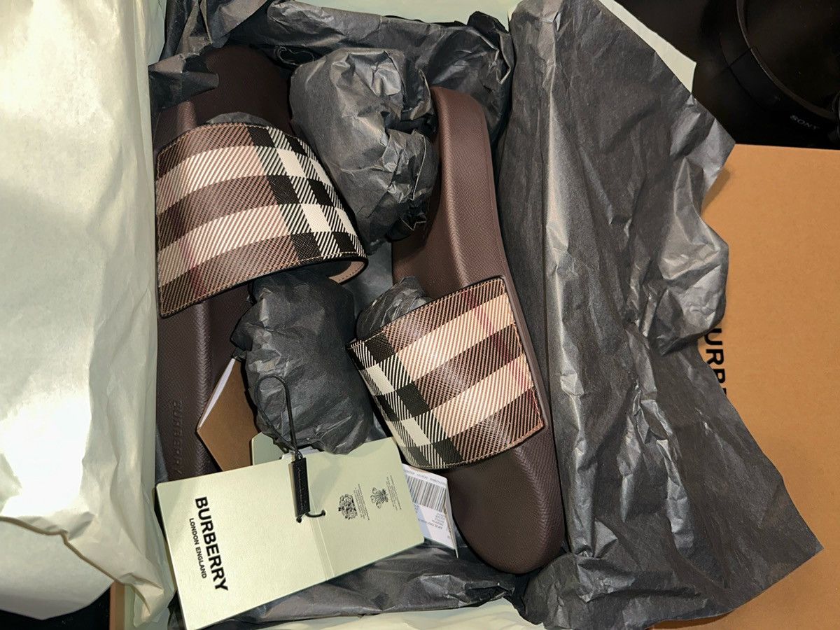 Burberry Burberry slides AMF SDL FURFLEY Size US 9 / EU 42 - 3 Thumbnail