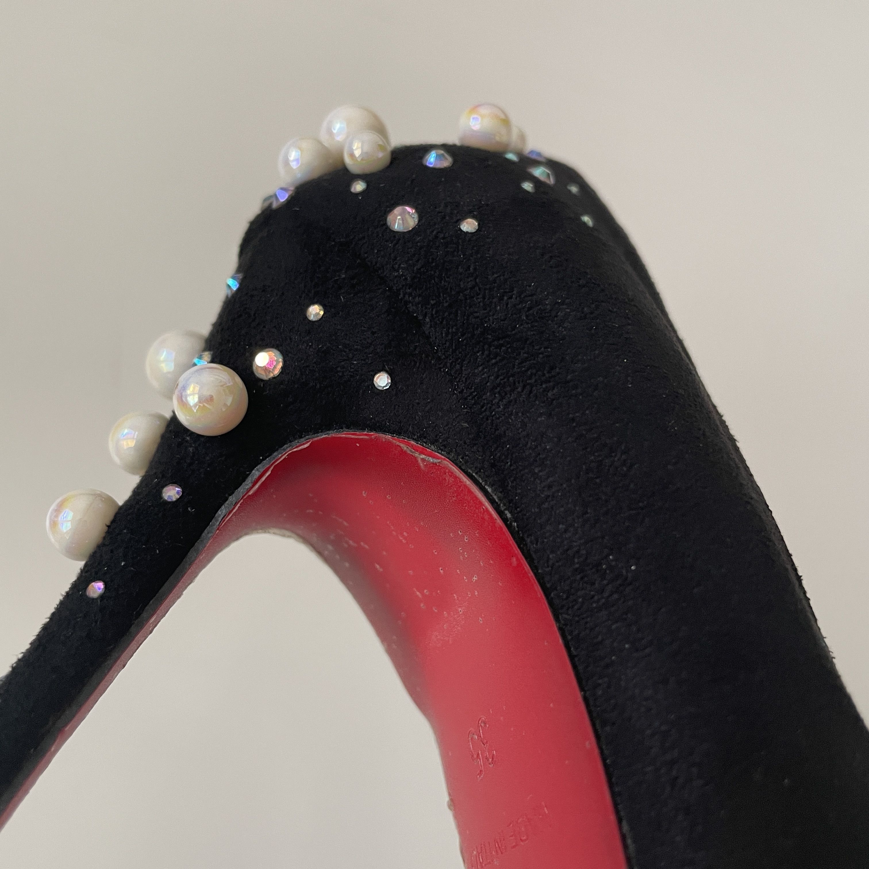 Christian Louboutin RARE 👠 Christian Louboutin Black Suede Embellished Pump Size US 5 / IT 35 - 21 Thumbnail