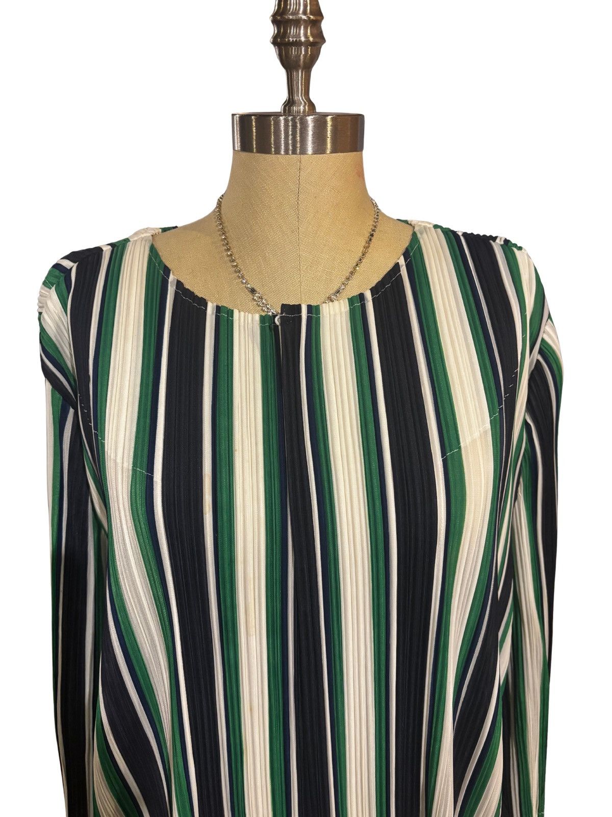 Chicos Women’s striped Cardigan.wt0711 Size S / US 4 / IT 40 - 2 Thumbnail