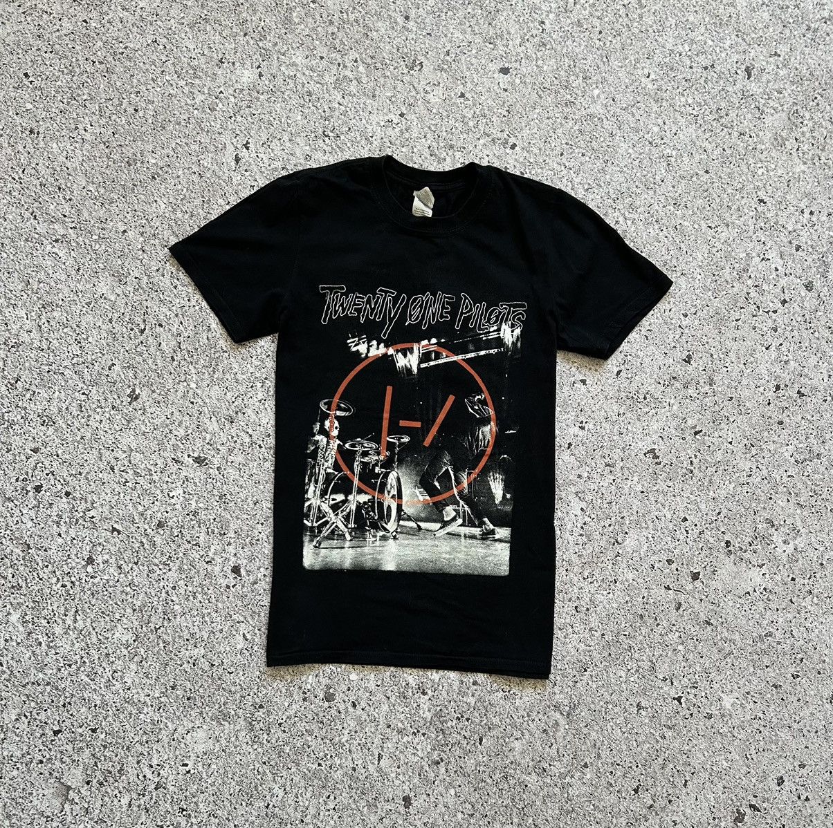 Band Tees Vintage Y2k Twenty One Pilots Cult Rock Band Retro Tee Size US S / EU 44-46 / 1 - 2 Thumbnail