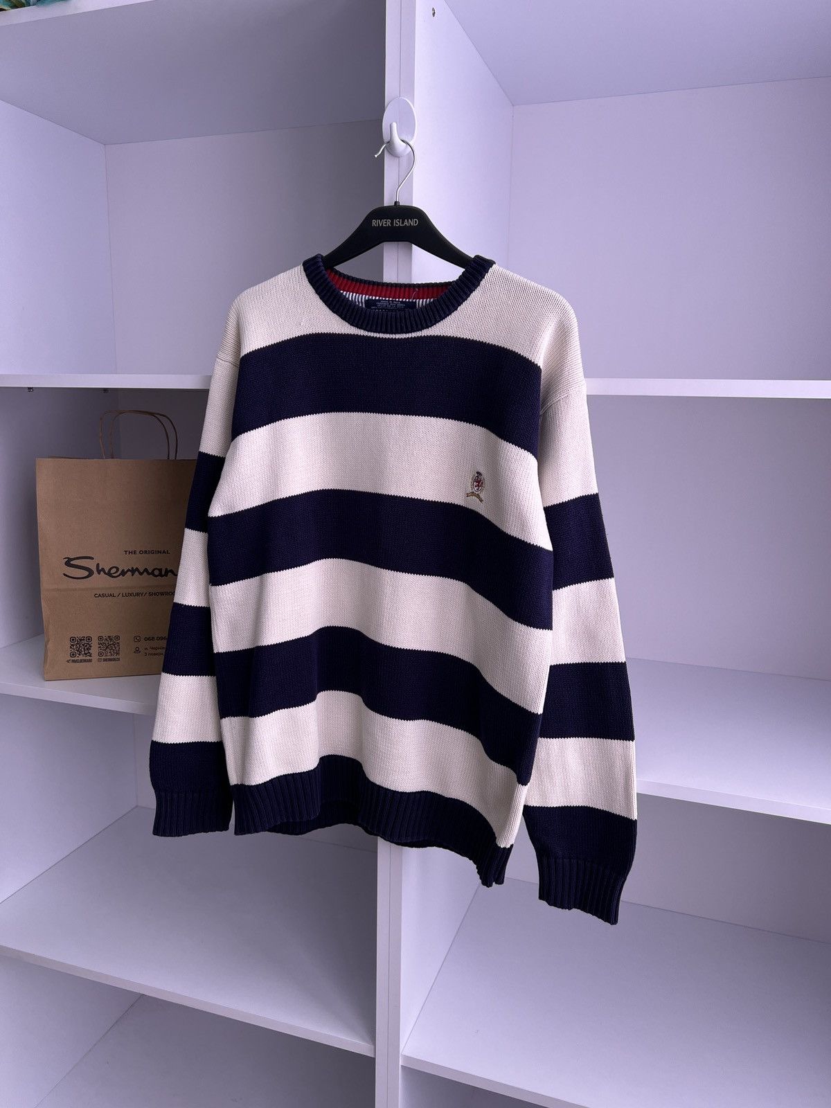 Tommy Hilfiger × Vintage Vintage Tommy Hilfiger Heavy Knitted Striped Sweater Size US L / EU 52-54 / 3 - 3 Thumbnail