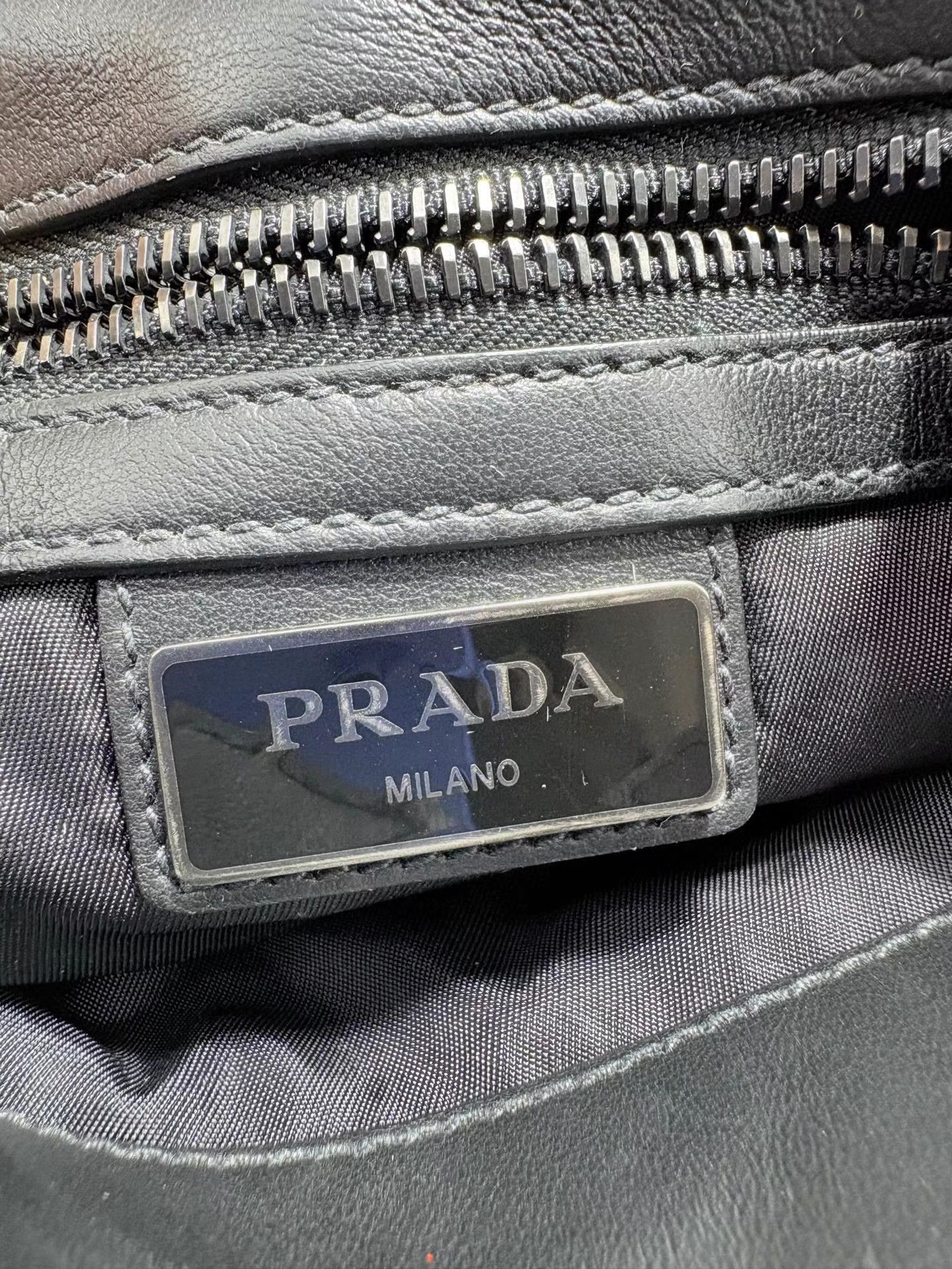 Prada PRADA Triangle Logo Shoulder & Crossbody Bag K1 Size ONE SIZE - 5 Thumbnail