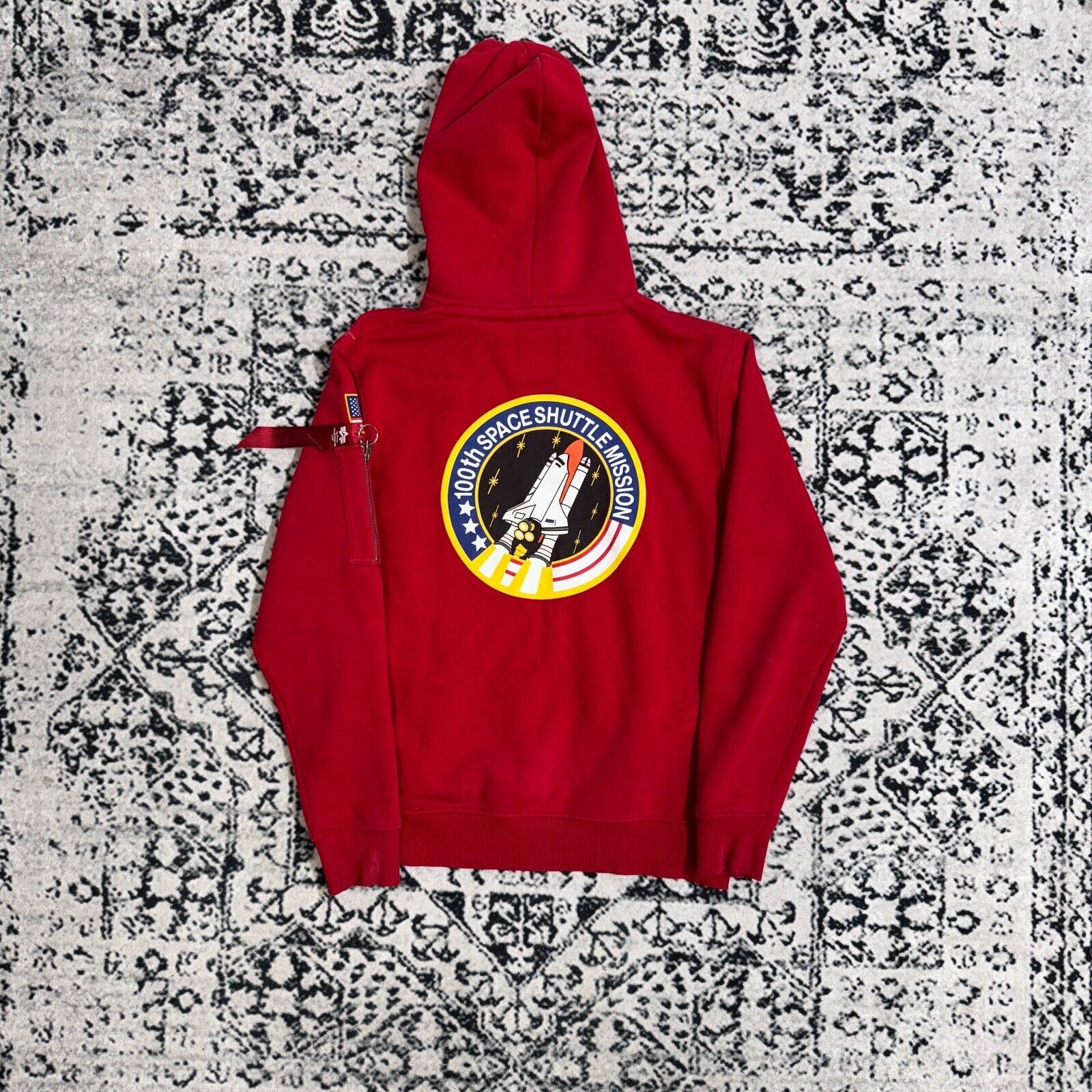 Alpha Industries × Vintage Alpha Industries Red Cotton Hoodie Size L NASA MA-1 Astro Size US L / EU 52-54 / 3 - 8 Thumbnail