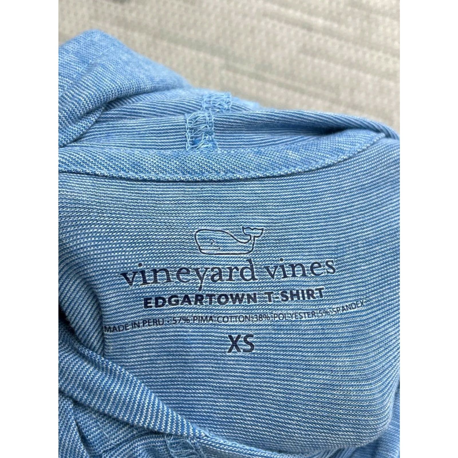Vineyard Vines Vineyard Vines T Shirt Womens XS Edgartown Blue Whale Logo Nylon Stretch Hooded Size XS / US 0-2 / IT 36-38 - 5 Thumbnail