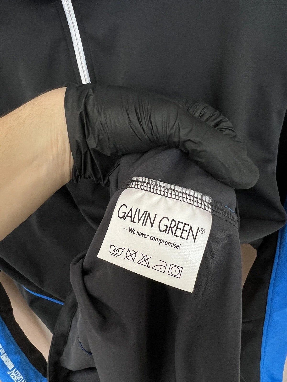 Galvin Green Galvin Green Half Zip Windstopper Sweater Mens Size L Golf Size US L / EU 52-54 / 3 - 11 Thumbnail