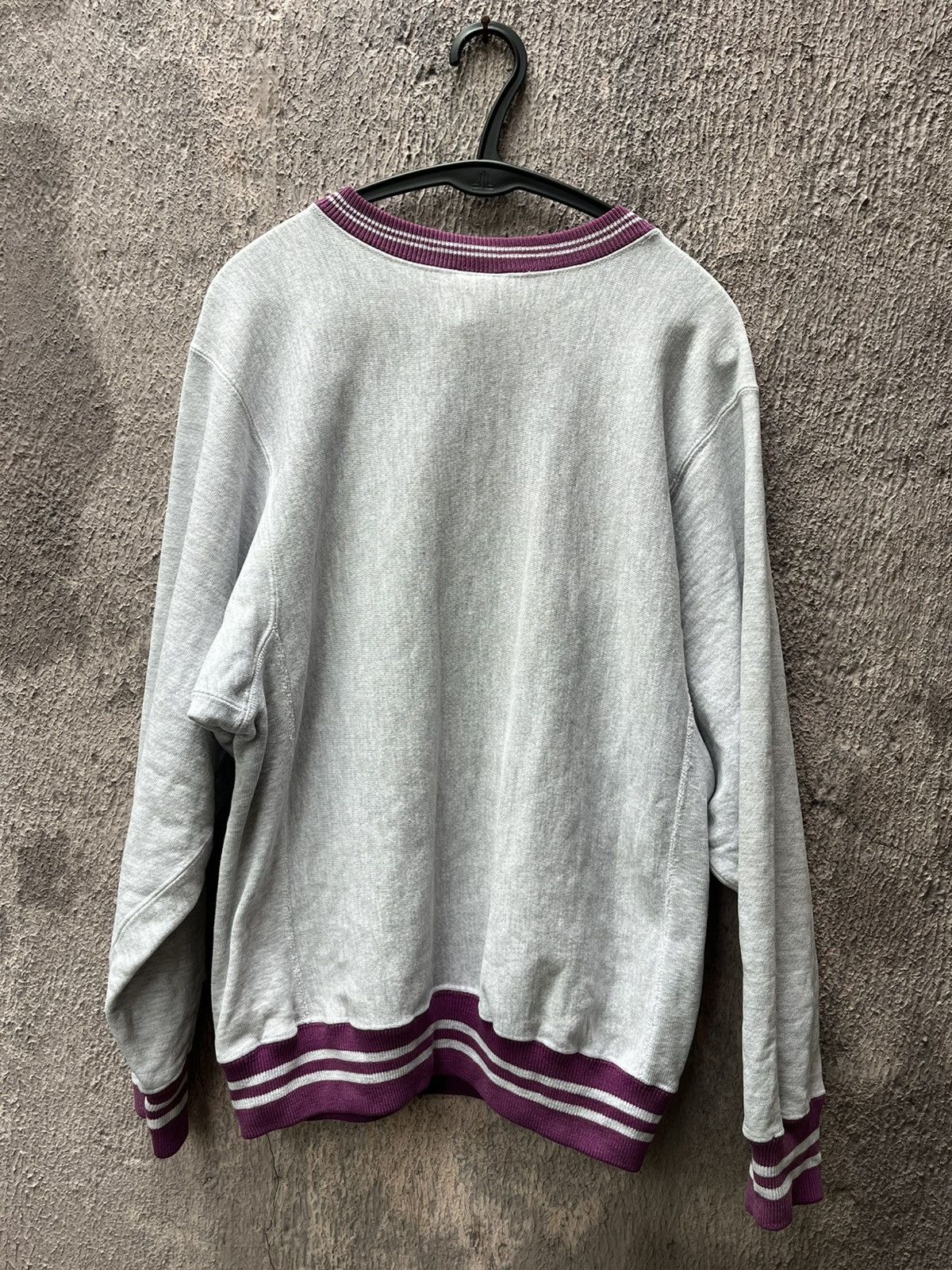 Champion 90's Champion Reverse Weave emboirdered Size US M / EU 48-50 / 2 - 5 Thumbnail