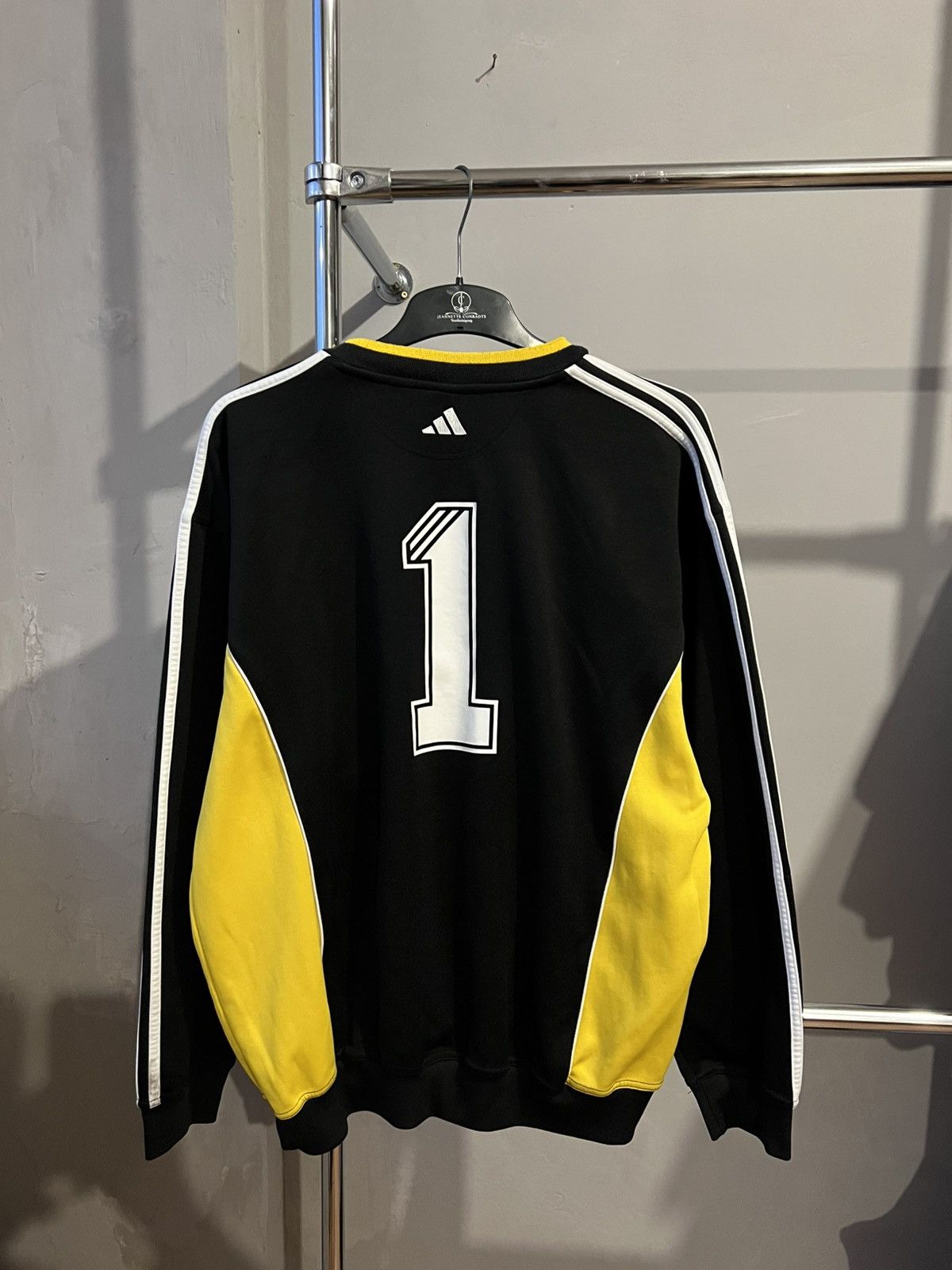 Adidas 1999 ADIDAS #1 GOALKEEPER SOCCER FOOTBALL SWEATSHIRT SIZE XL Size US XL / EU 56 / 4 - 11 Thumbnail