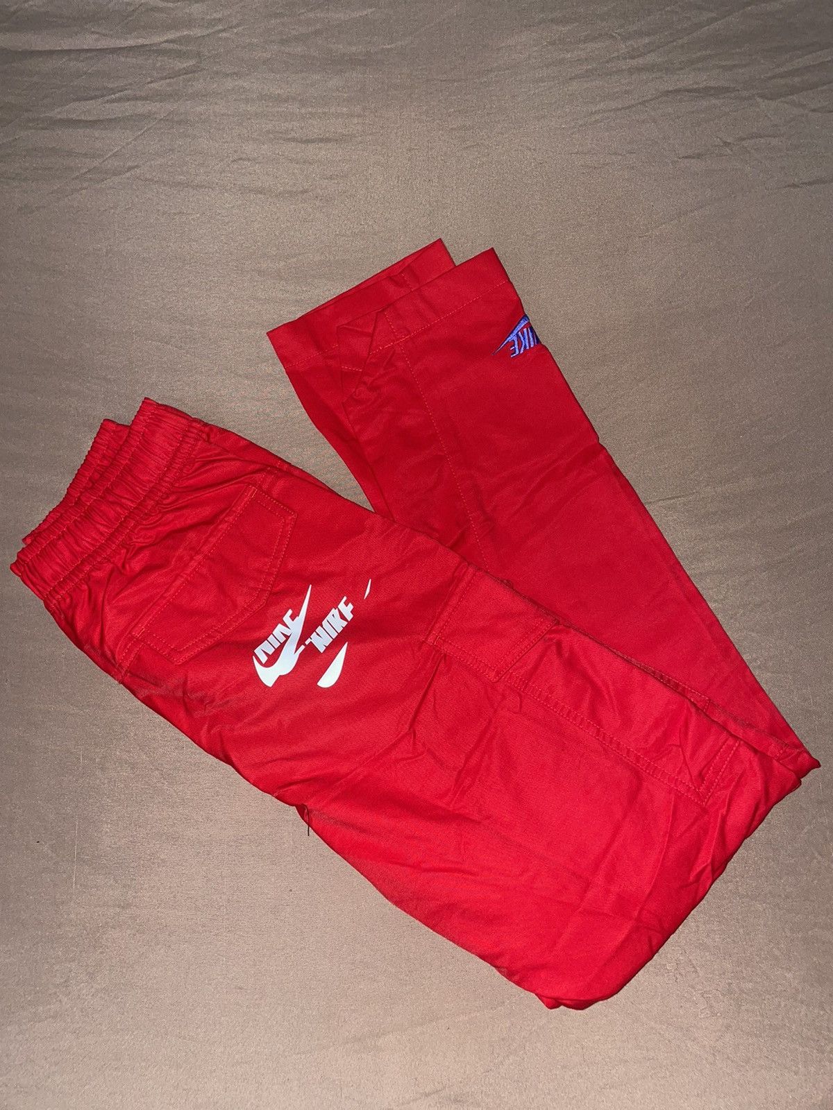 Nike Nike men’s sportswear essentials cargo pants Size US 26 / EU 42 - 1 Thumbnail