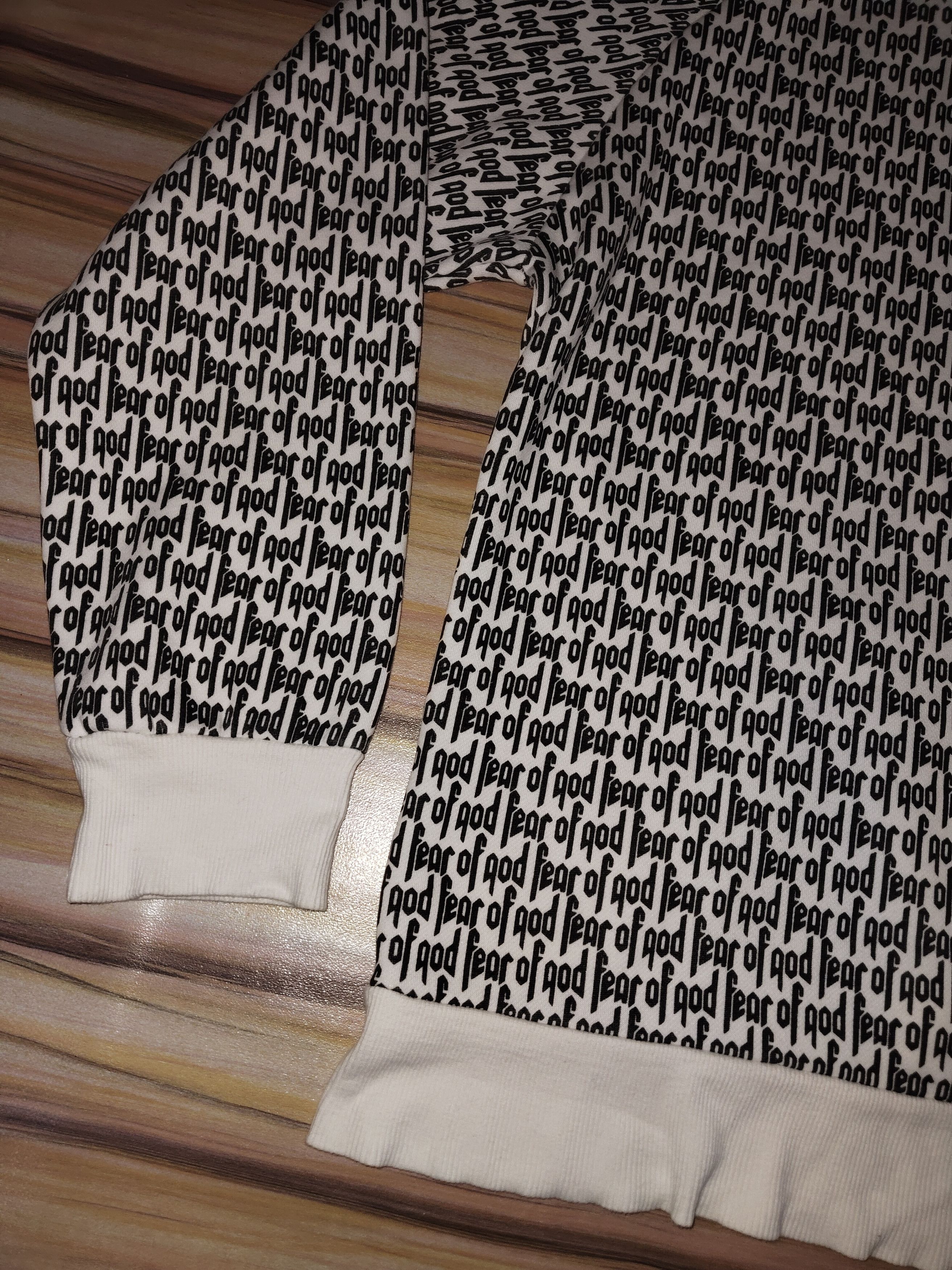 Fear of God FEAR OF GOD Monogram Hoodie Size US L / EU 52-54 / 3 - 10 Thumbnail