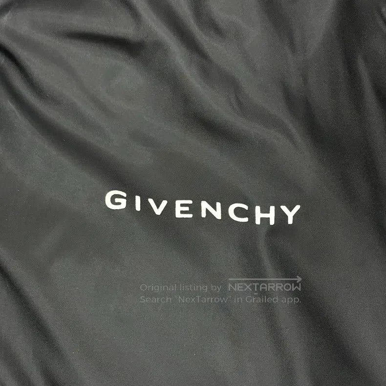Givenchy Givenchy Size54 Commemorative Limited Edition Short Sleeve Size US M / EU 48-50 / 2 - 7 Thumbnail