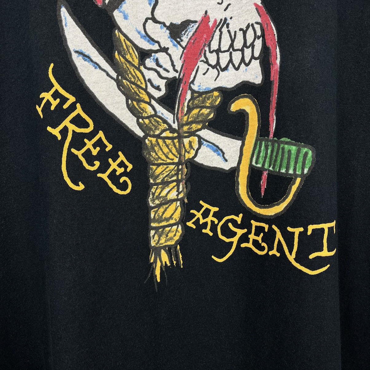 Ed Hardy Vintage Ed Hardy skulls y2k big logo tee 90’s Size US XXL / EU 58 / 5 - 6 Thumbnail