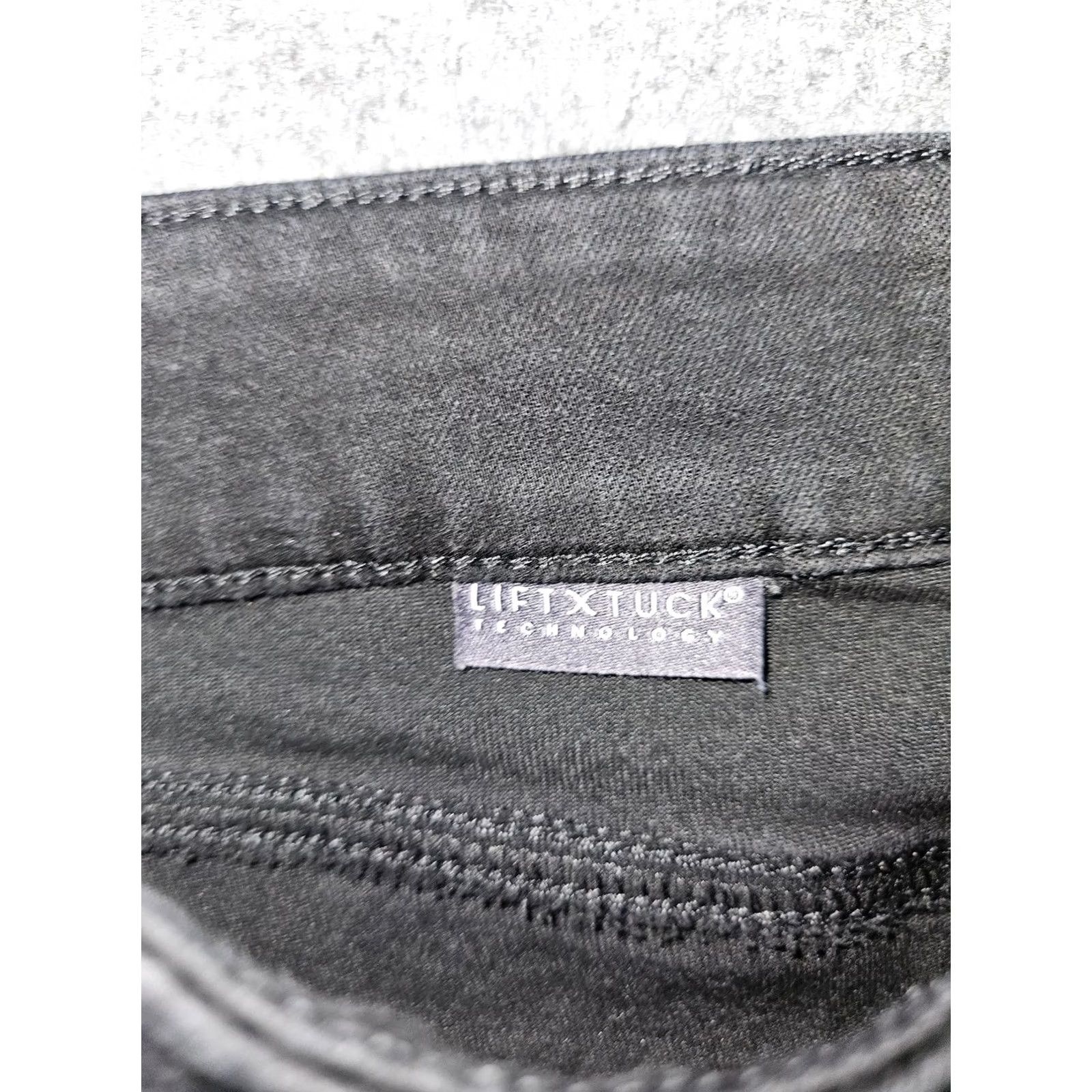 NYDJ NYDJ Pants Womens 6 Black Lift Tuck Stretch Career Trouser Bootcut Size 28" / US 6 / IT 42 - 3 Thumbnail