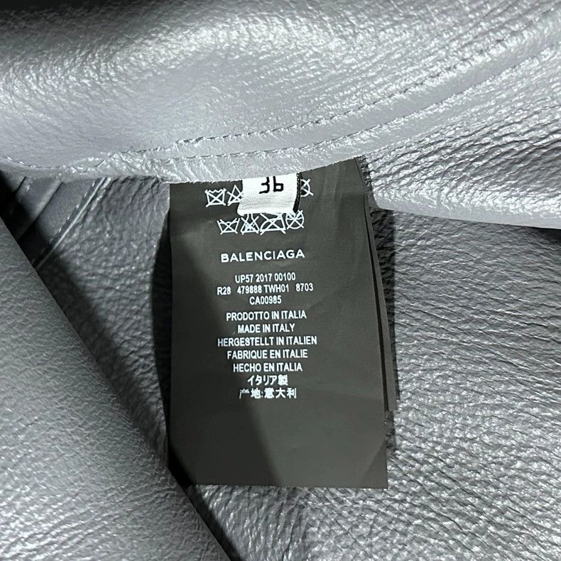 Balenciaga Balenciaga size 36 Sleeveless leather waistcoat Size US S / EU 44-46 / 1 - 5 Thumbnail