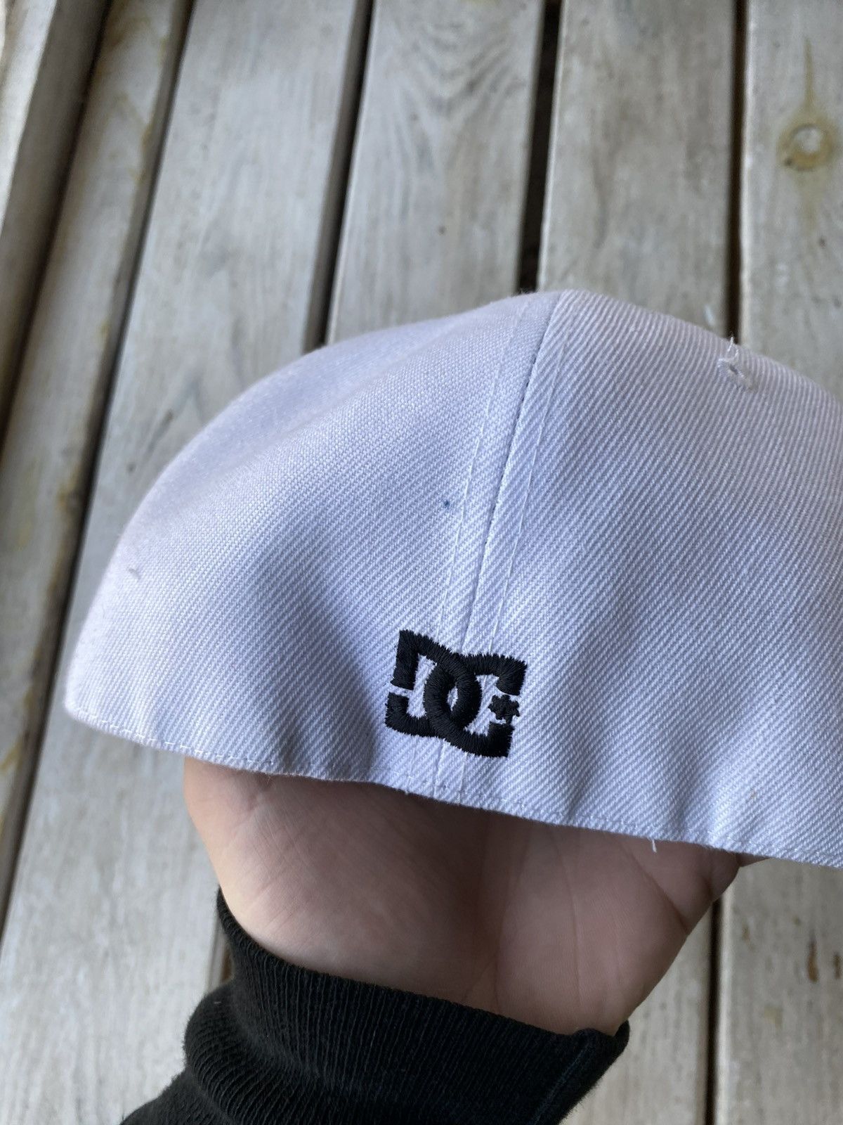 DC × Vintage Vintage 00s Sk8 DC Headwear Beanie/Snowcap/Cap/Hat Size ONE SIZE - 4 Thumbnail