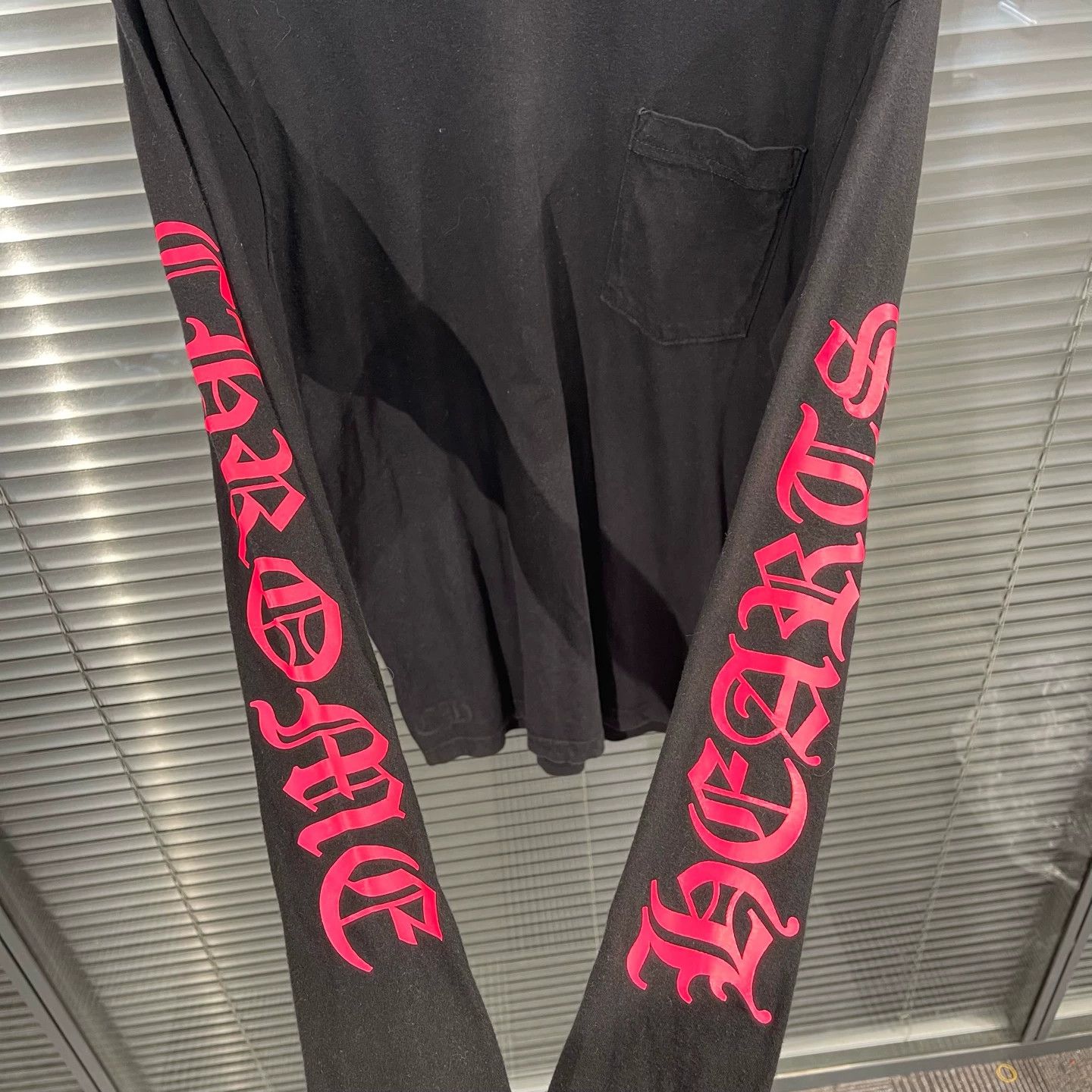 Chrome Hearts Chrome Hearts Pink Sanskrit Pocket Long Sleeve L Size US L / EU 52-54 / 3 - 4 Thumbnail