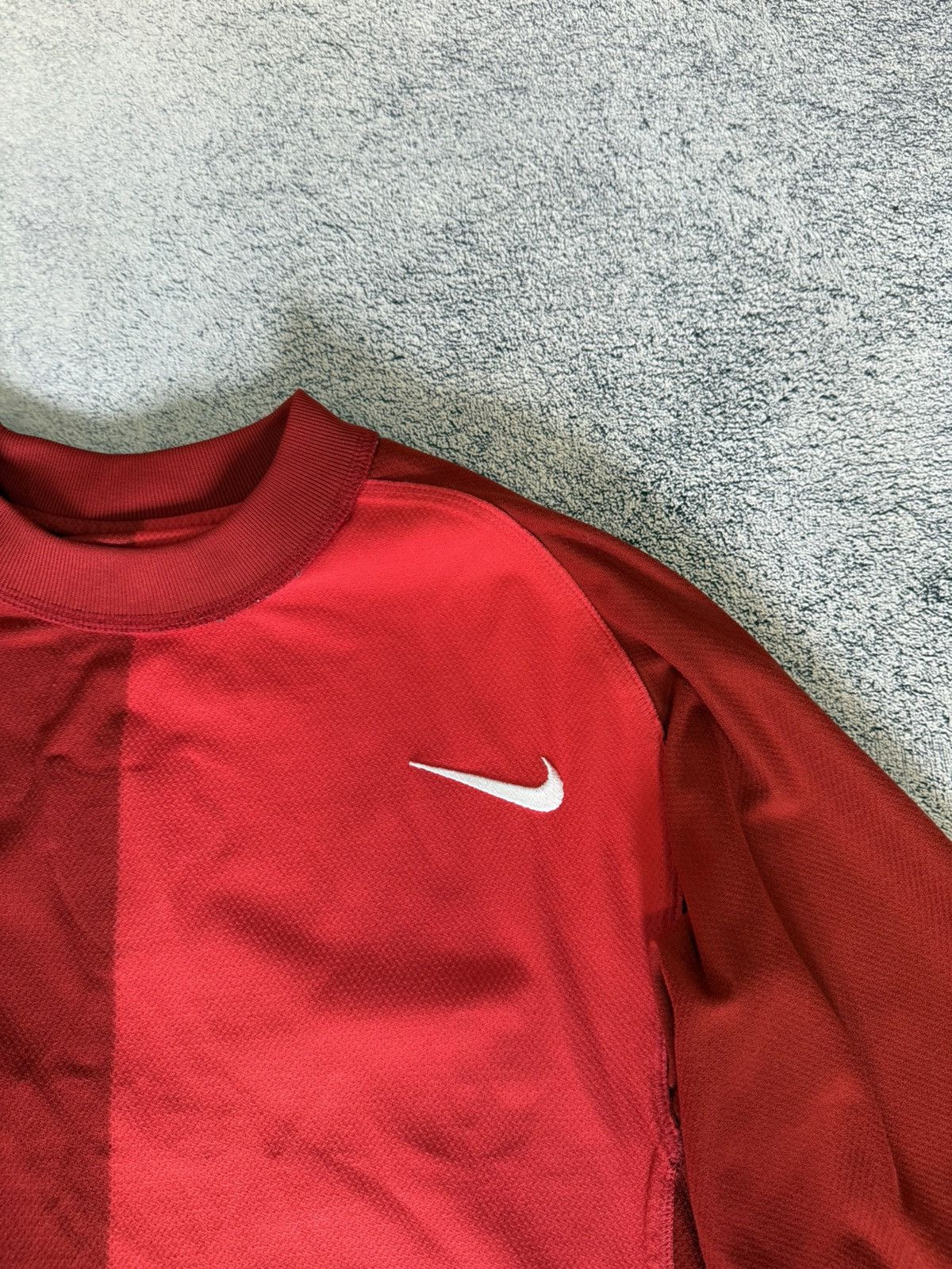 Nike VINTAGE FC BASEL 2005 GOALKEEPER SHIRT NIKE JERSEY NOVARTIS Size US S / EU 44-46 / 1 - 19 Thumbnail
