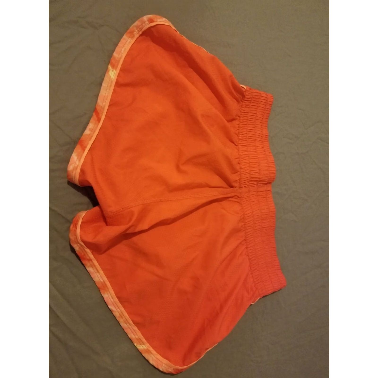 Under Armour Womens Under Armour Shorts Small Orange Athletic Gym Workout Size 28" / US 6 / IT 42 - 2 Thumbnail