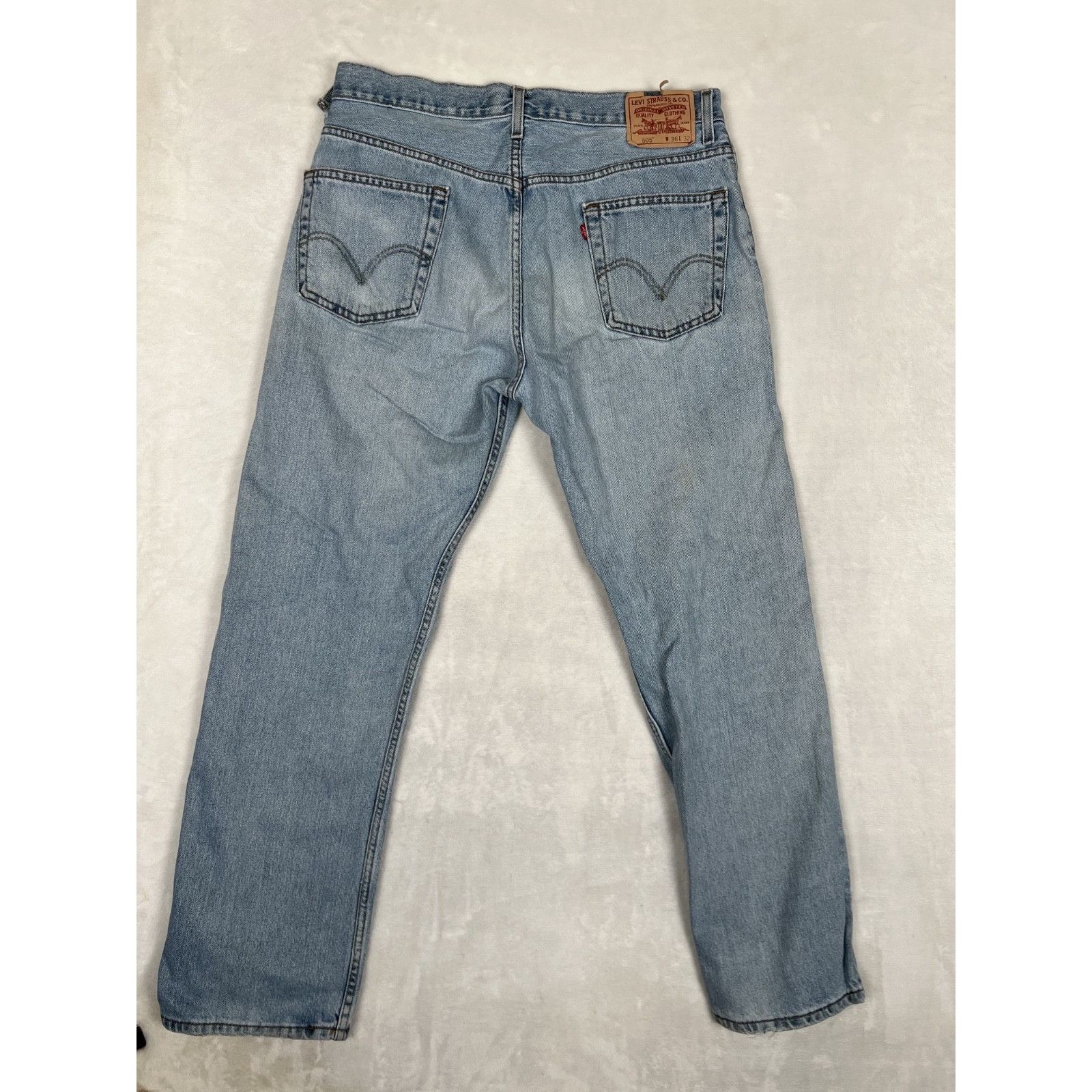 Levi's Vintage 505 Levi’s Blue Denim Jeans Size 36x32 Distressed Gr Size US 36 / EU 52 - 7 Thumbnail