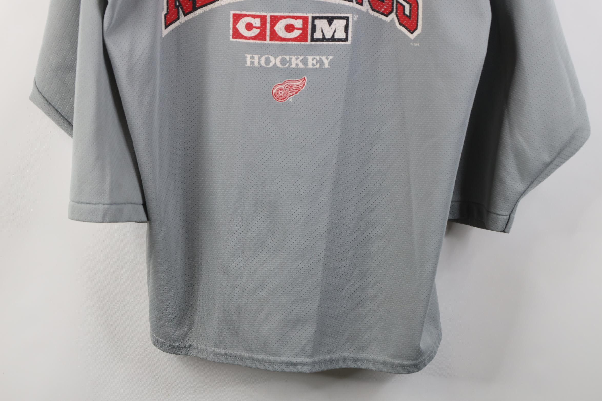 Vintage Vintage 90s CCM Detroit Red Wings Hockey Jersey Gray Mesh Size US L / EU 52-54 / 3 - 3 Thumbnail