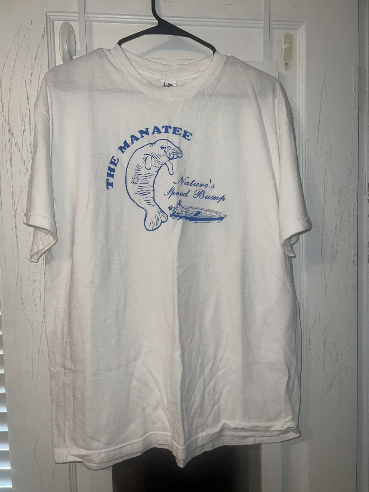 Delta Vintage Manatee graphic tee 1990s Size US XL / EU 56 / 4 - 1 Thumbnail