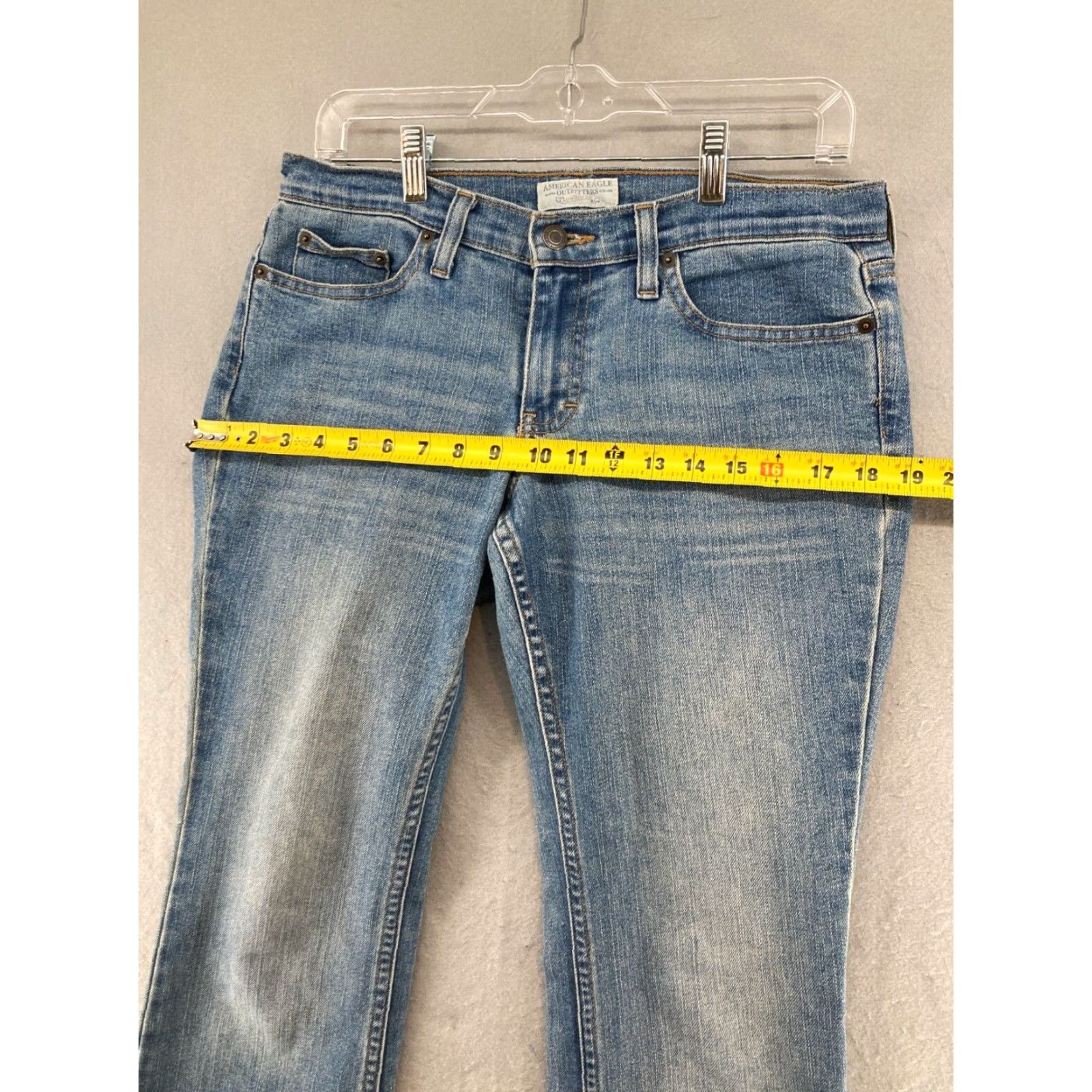American Eagle Outfitters American Eagle Outfitters Jeans 4 Tall Flare Stretch Blue Medium Wash 90s Womens Size 27" / US 4 / IT 40 - 3 Thumbnail