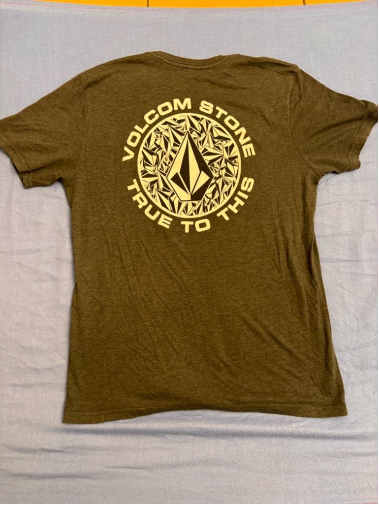 Volcom Men's Volcom T-shirt Size M Gray Short Sleeve Size US M / EU 48-50 / 2 - 7 Thumbnail