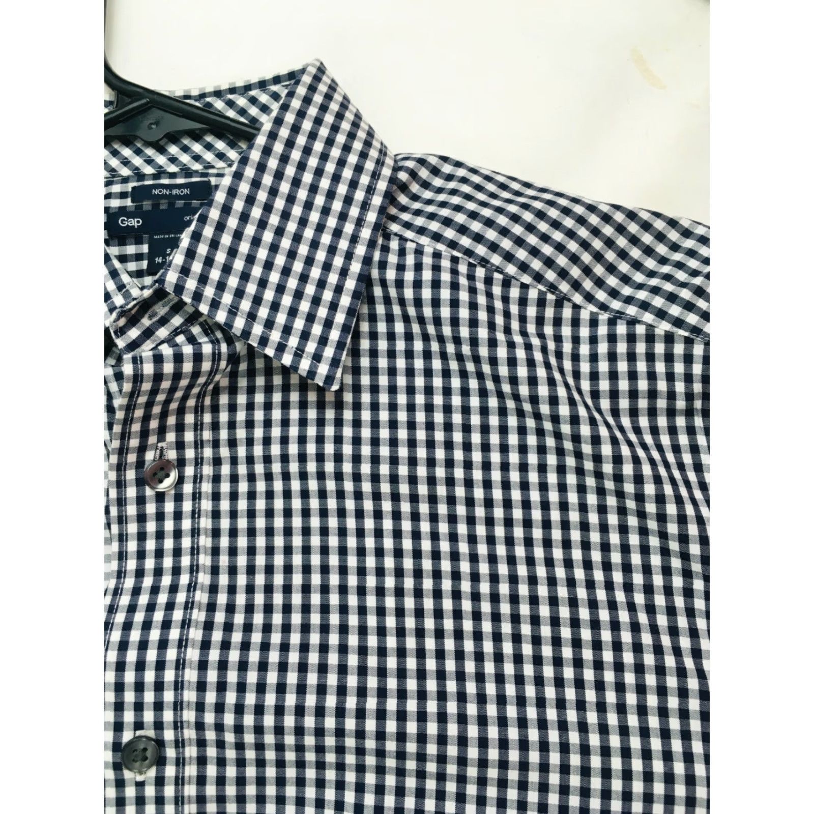 Gap Gap Shirt Men’s Size Small Navy Blue White Original Fit Button Up Check Shirt Mens Small 14-14.5 Non-Iron Regular Sleeve Long Collar-Down Vintage No Size US S / EU 44-46 / 1 - 3 Thumbnail