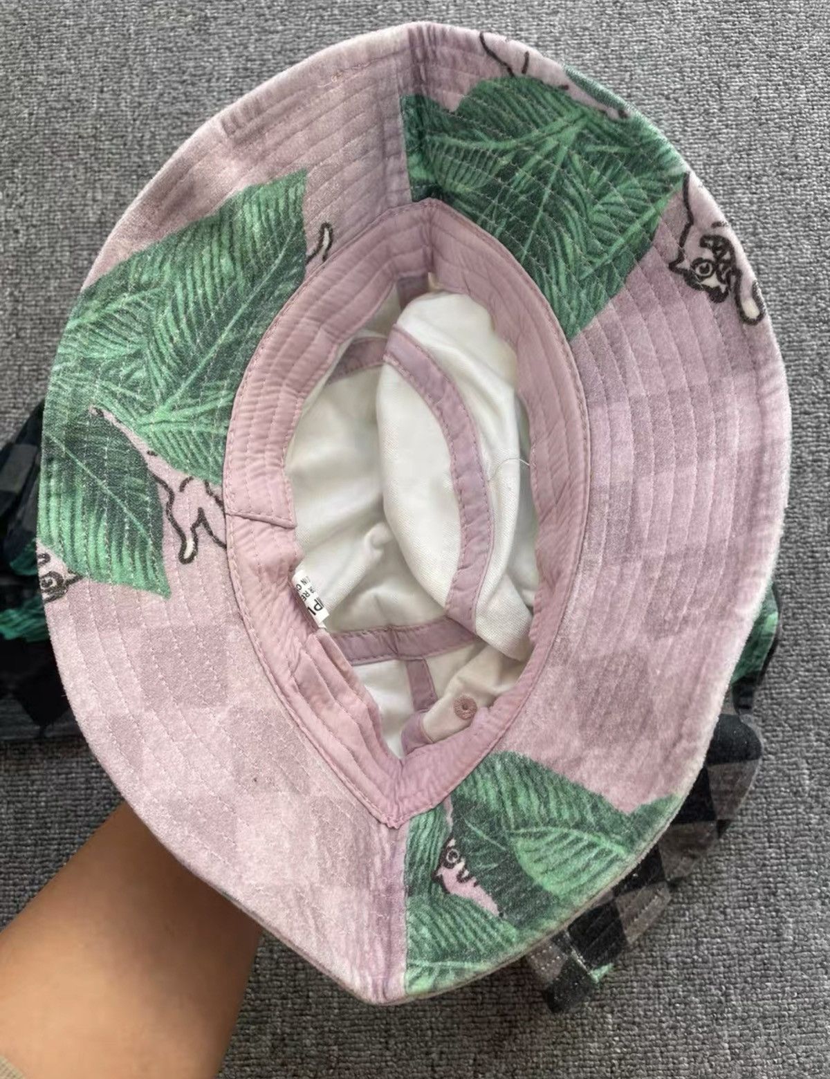 Billionaire Boys Club BBC ICECREAM Pearl Velvet Flying Dog Bucket Hat Size ONE SIZE - 5 Thumbnail