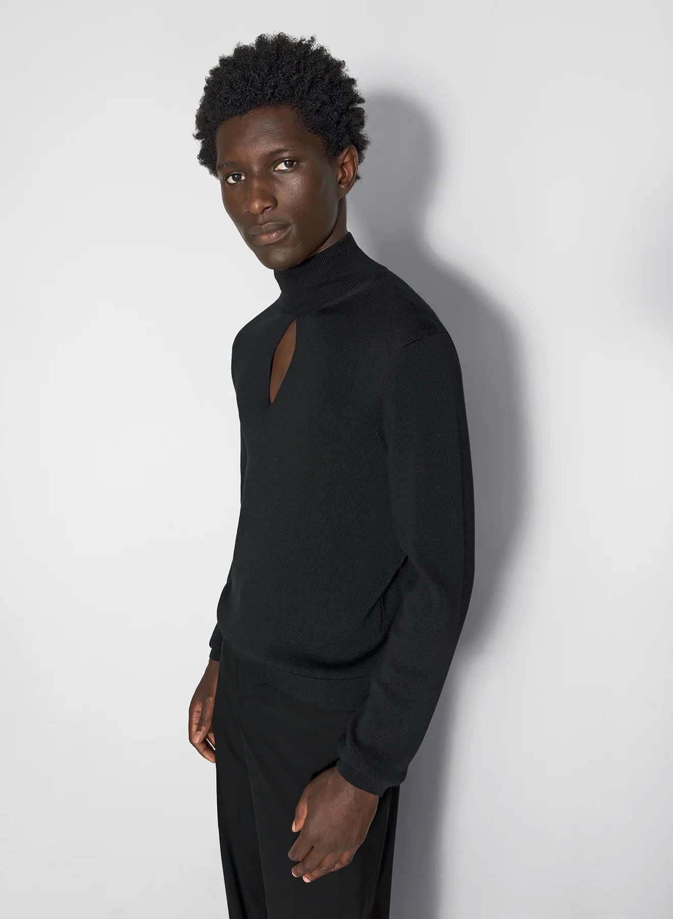 Mugler Mugler mens black cutout knit sweater Size US S / EU 44-46 / 1 - 6 Thumbnail