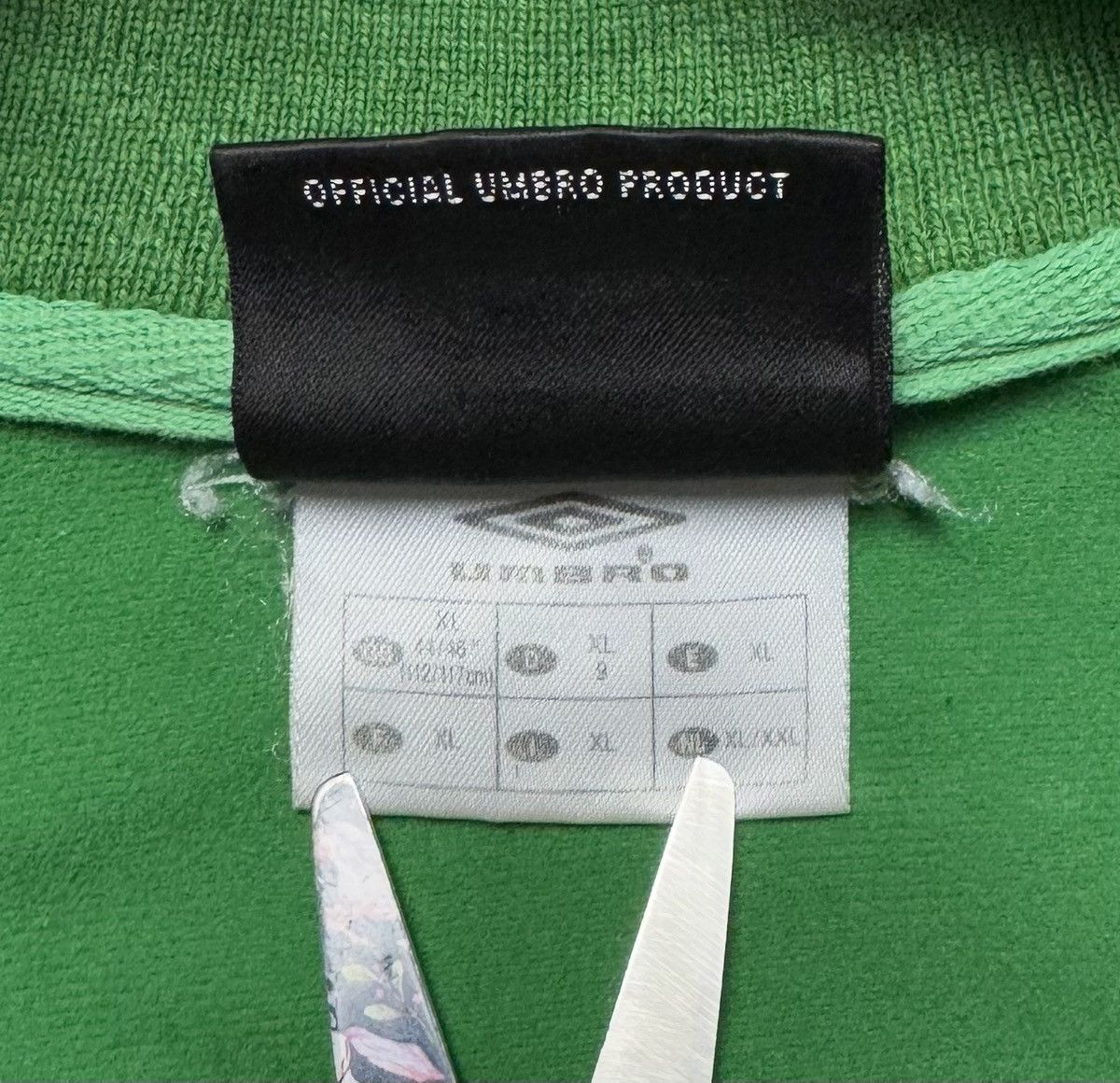 Umbro Celtic 2000 2001 Football Soccer Track Jacket Umbro Size US XL / EU 56 / 4 - 15 Thumbnail