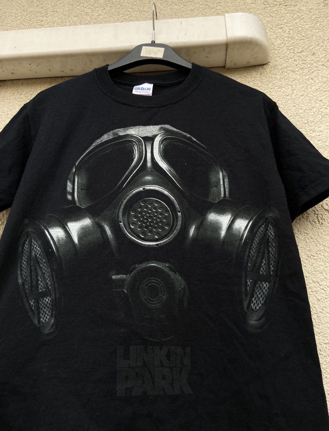 Band Tees Linkin Park Mask Rare Band Tee vintage merch metal rock Size US S / EU 44-46 / 1 - 3 Thumbnail