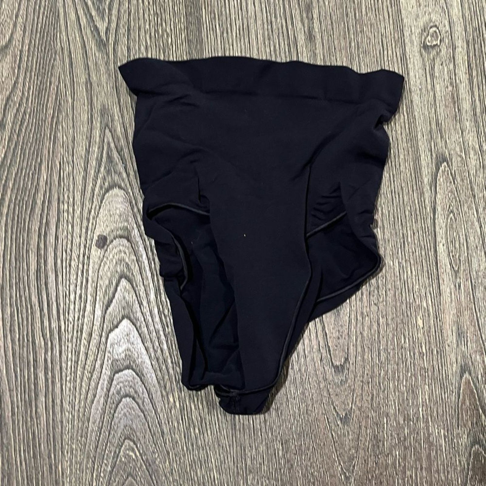SKIMS NWOT Skims Seamless Sculpt Mid Waist Gusset Shapewear Sz M Size ONE SIZE - 1 Thumbnail