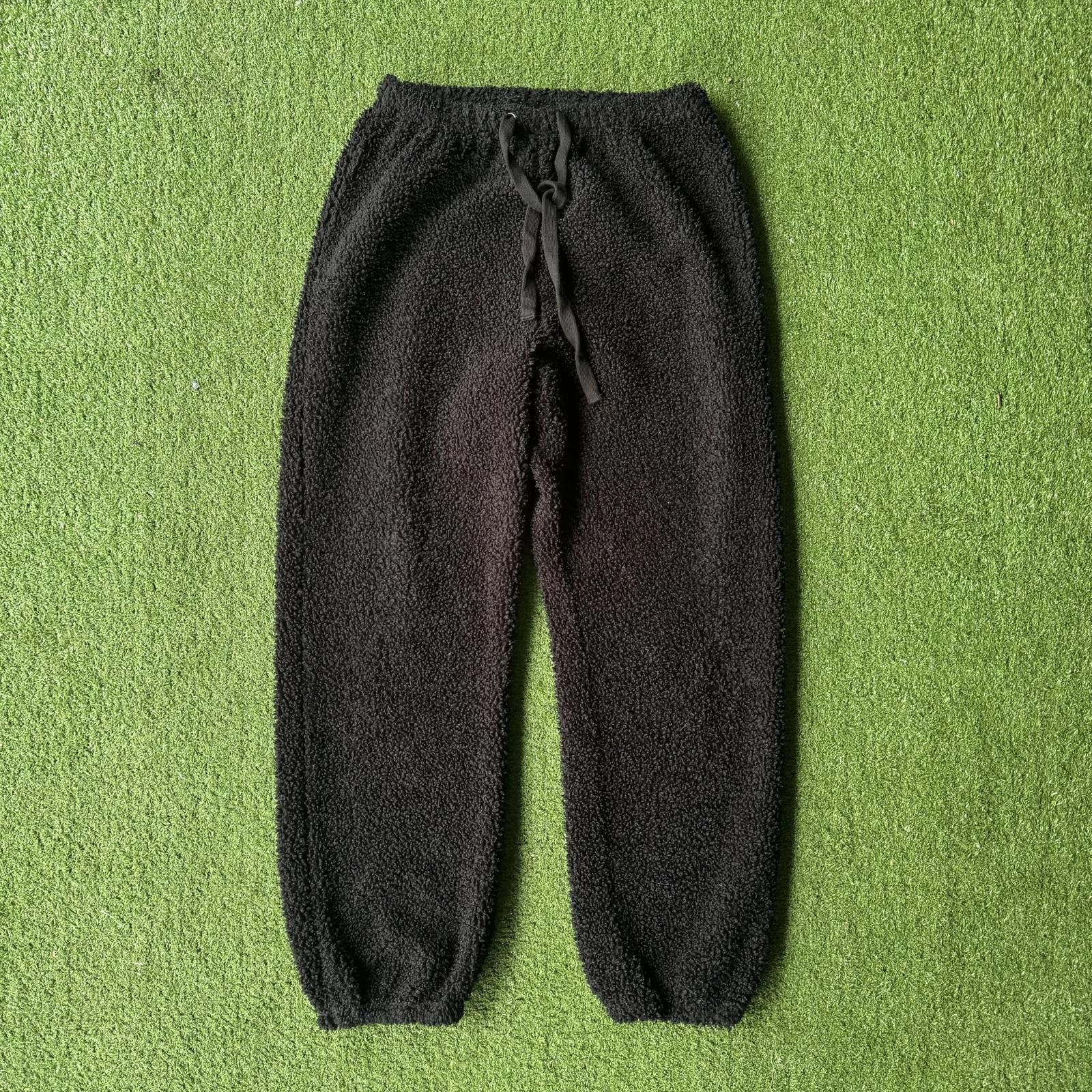 Designer Cozy Black Fleece Jogger Pants Size ONE SIZE - 1 Preview