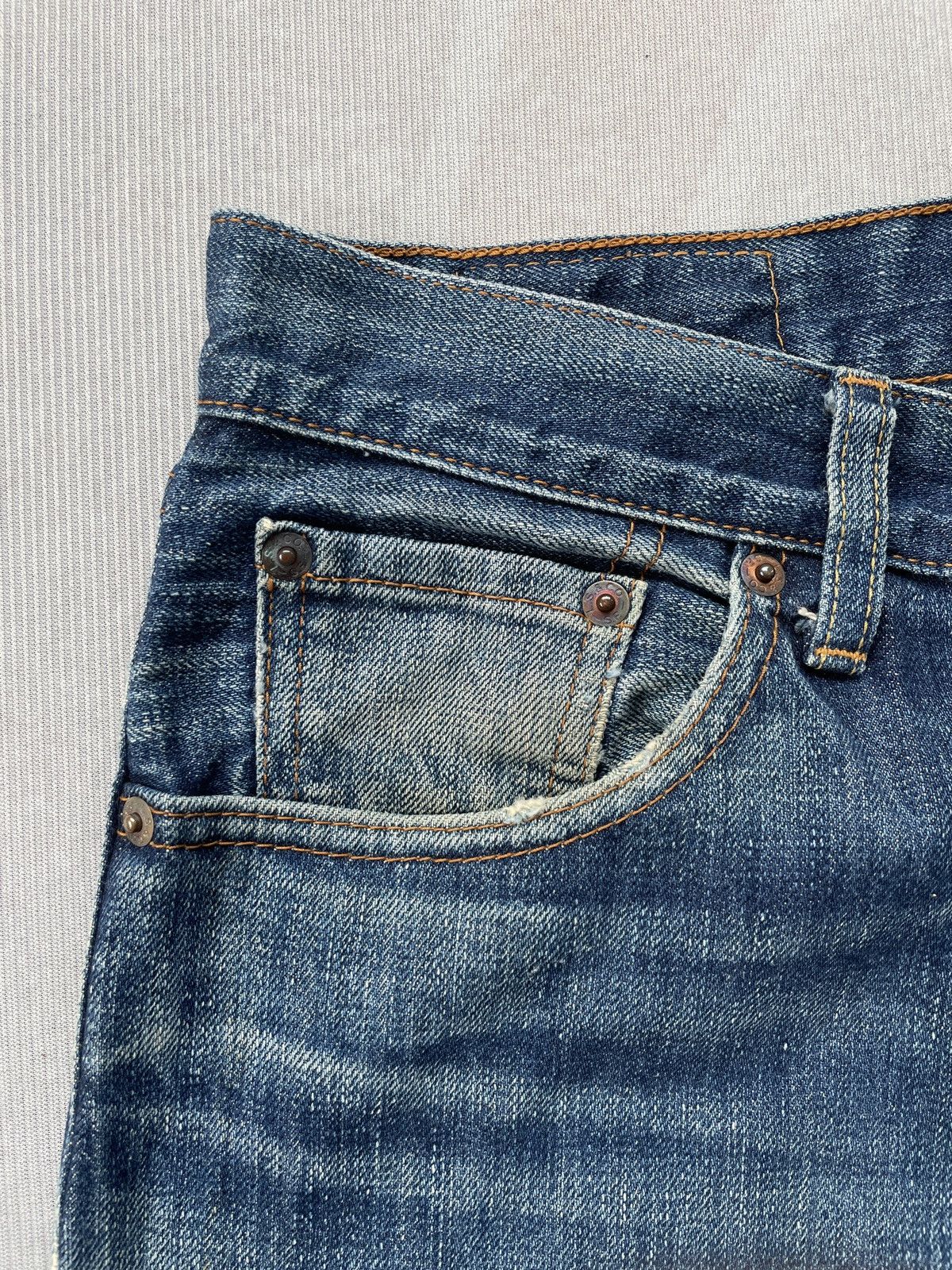Le Grande Bleu (L.G.B.) × Levi's × Vintage Levis 502 Jeans (LG109) Size US 29 - 6 Thumbnail