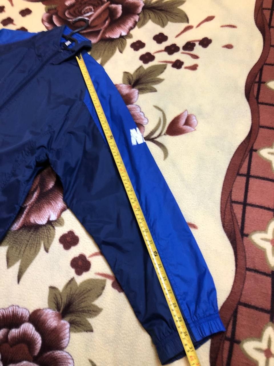 Nike Nike 90s Vintage Nike Nylon Swoosh Logo Retro Jacket Size US M / EU 48-50 / 2 - 3 Thumbnail