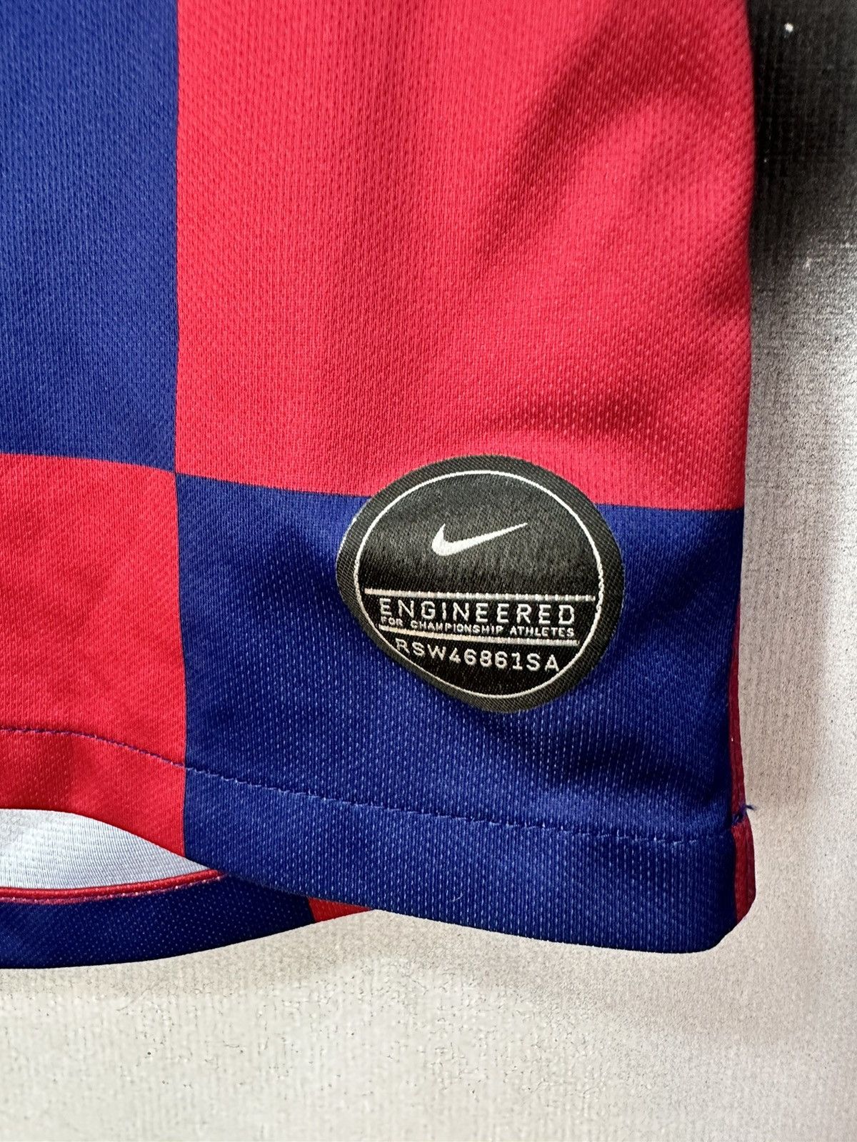 Nike Nike Barcelona Jersey 2019/2002 Size US M / EU 48-50 / 2 - 5 Thumbnail