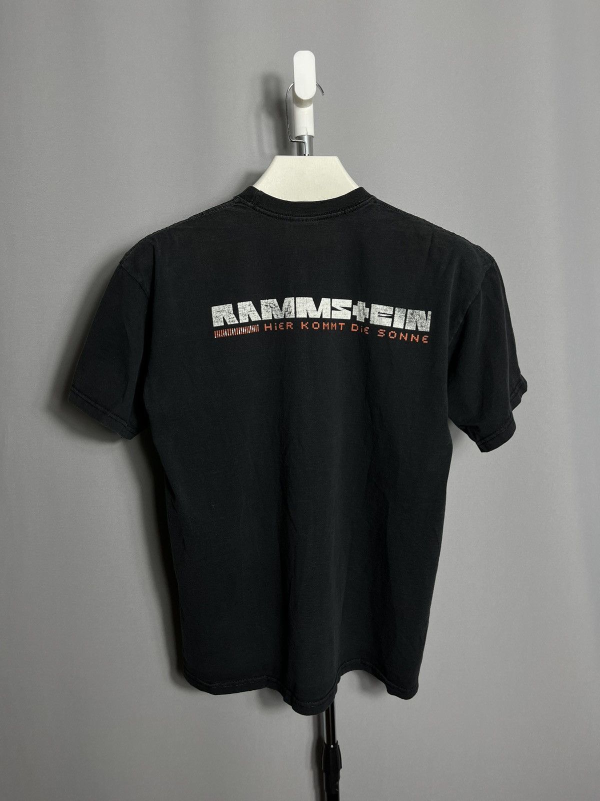 Fruit Of The Loom Vintage 2000s Rammstein Die Sonne Burn Over Print Shirt Band Size US M / EU 48-50 / 2 - 5 Thumbnail