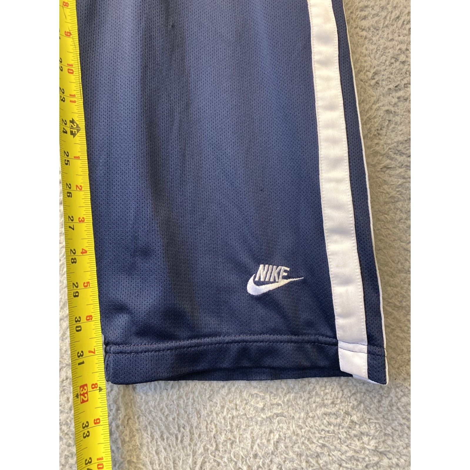 Nike VINTAGE is not applicable; Nike Sweatpants Men's XL Blue - Nike Therma Activewear Pants for Gym & Training 90s Logo Athletic Mens XL Size US 36 / EU 52 - 5 Thumbnail
