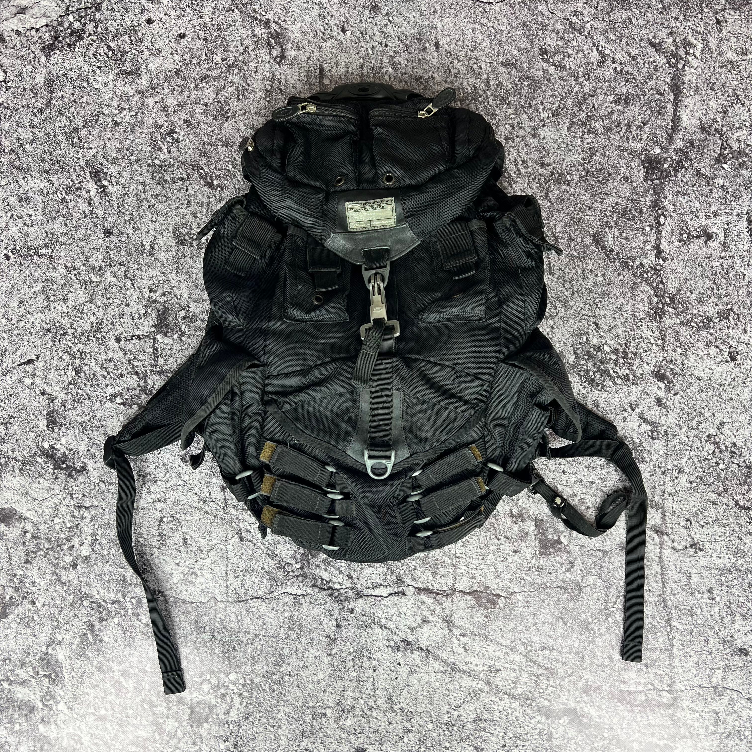 Pre-owned Oakley X Vintage Oakley Software Big Backpack Multipocket Bag In Black