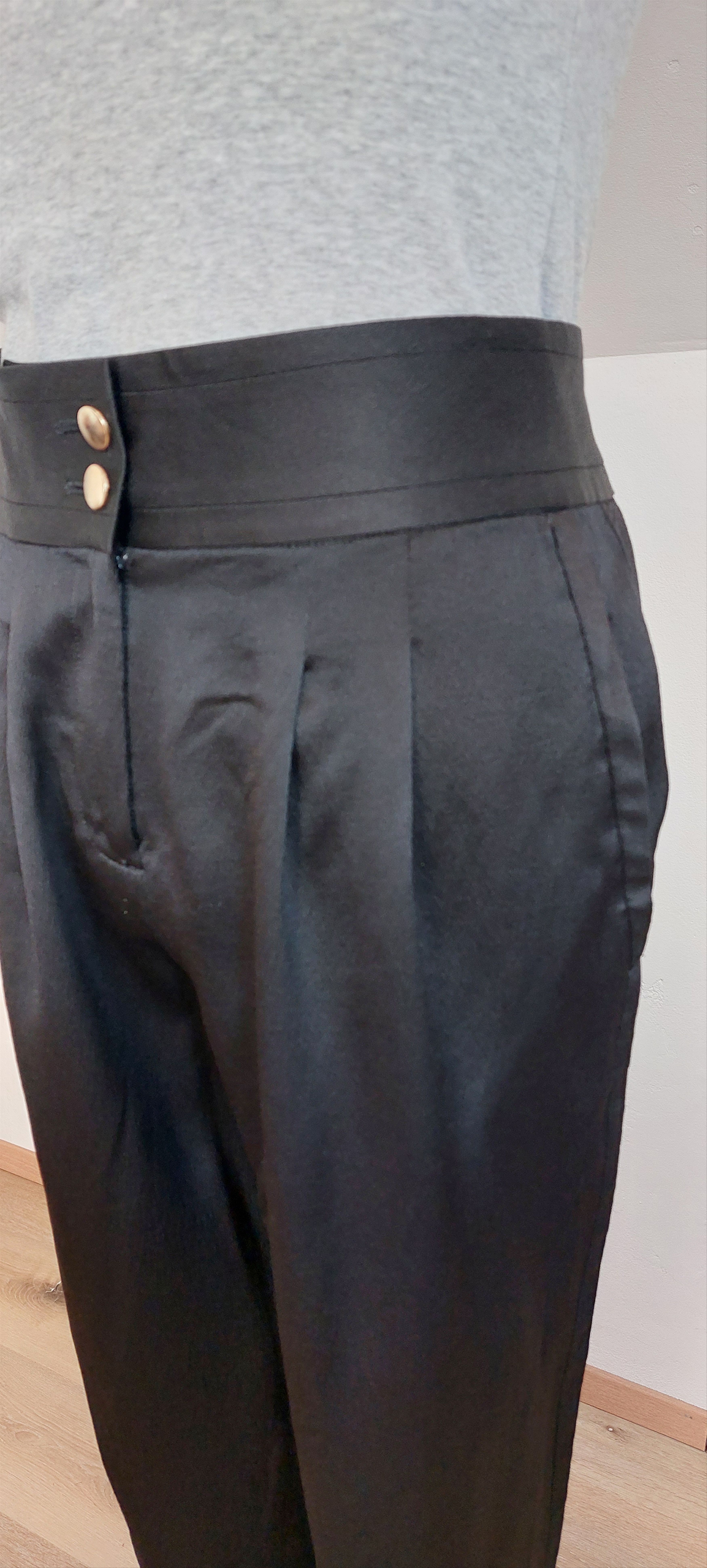 Diane von Furstenberg Harem Pants Black 2000s – Diane von Furstenberg Size 27" / US 4 / IT 40 - 2 Thumbnail