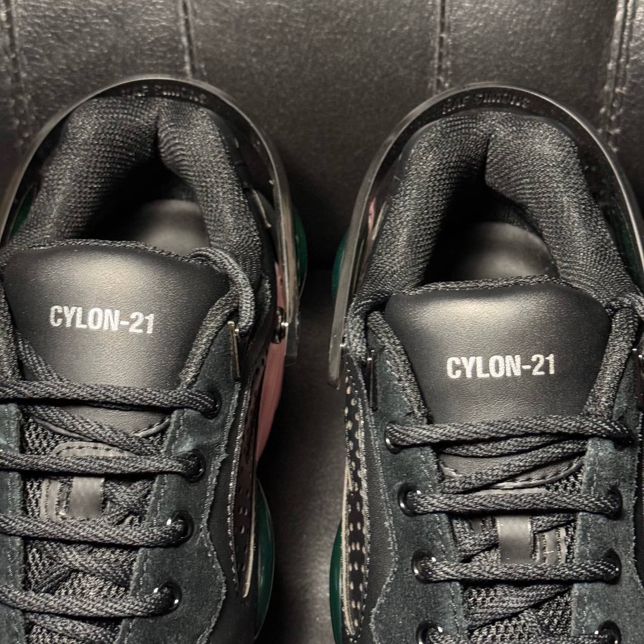 Raf Simons 38 Raf simons cylon 21 black pink Size US 8 / IT 38 - 10 Thumbnail