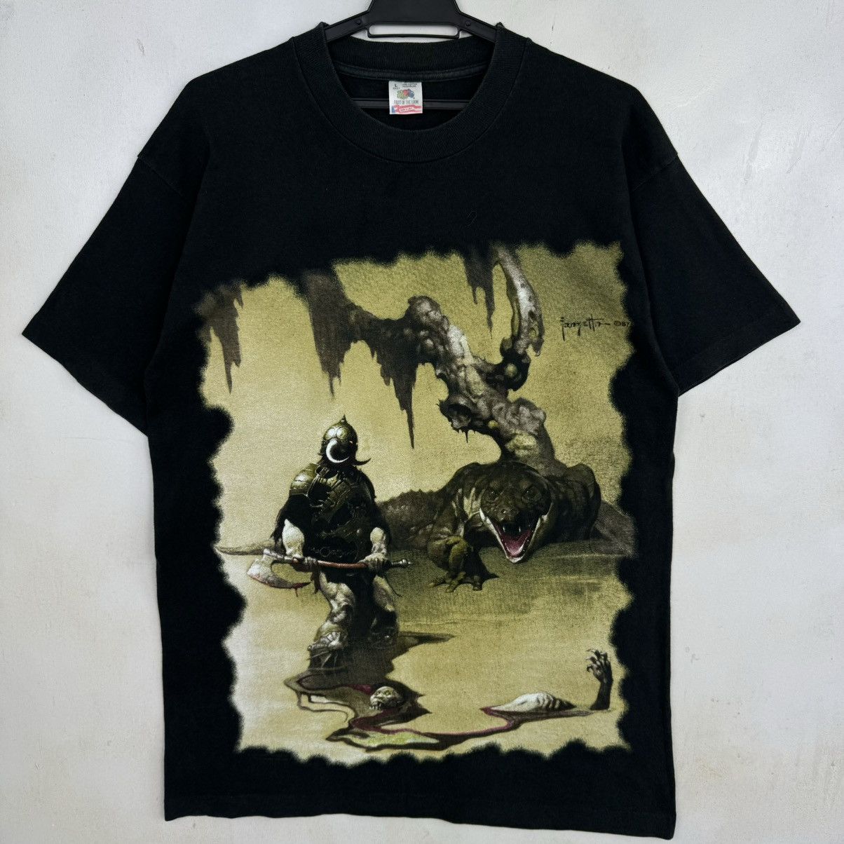 Fruit Of The Loom Vintage FRANK FRAZETTA Fantasy T-Shirt 90s Tee Size US L / EU 52-54 / 3 - 2 Thumbnail